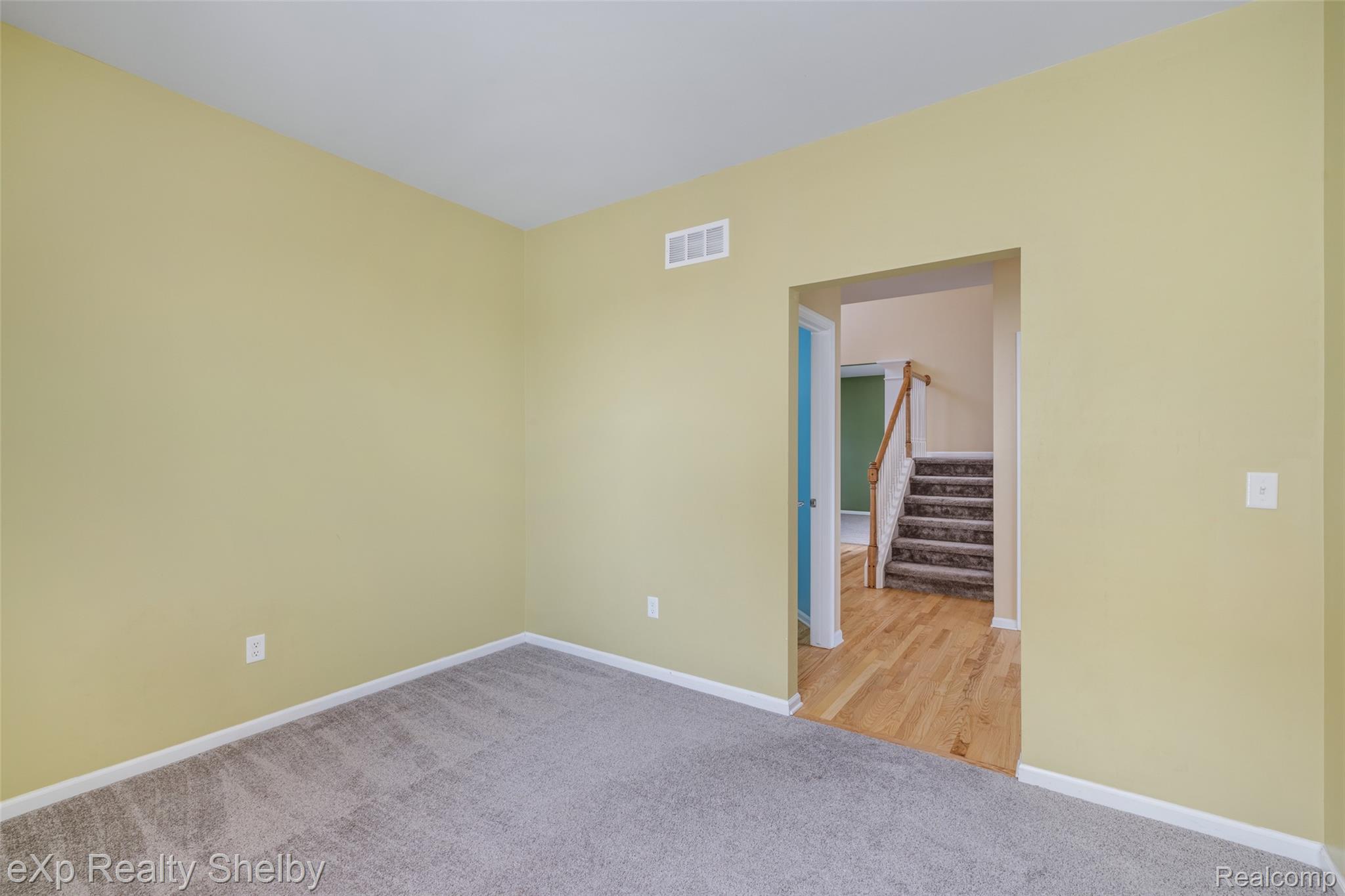 56626 Leeds Lane