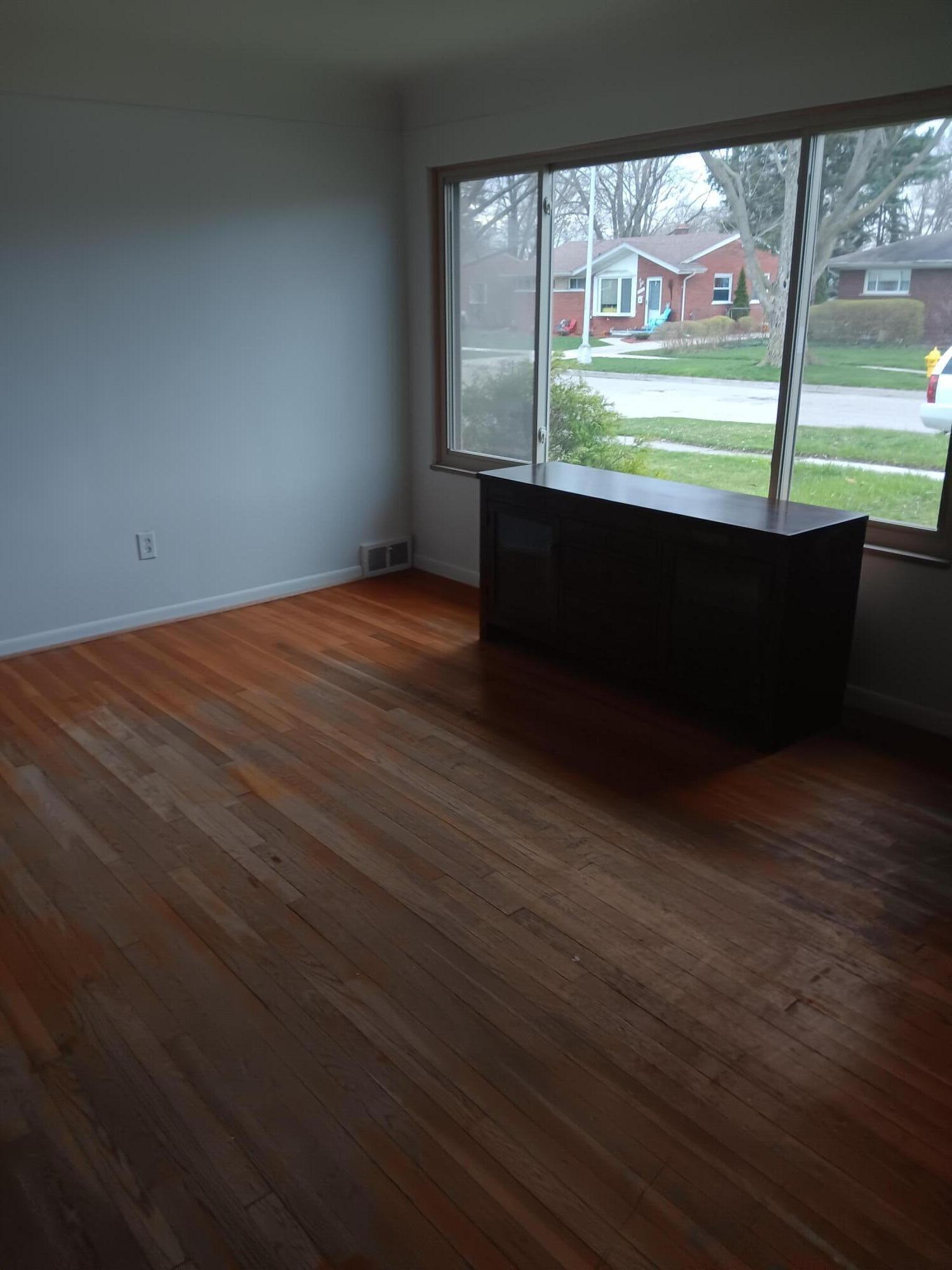 21256 Danbury Street