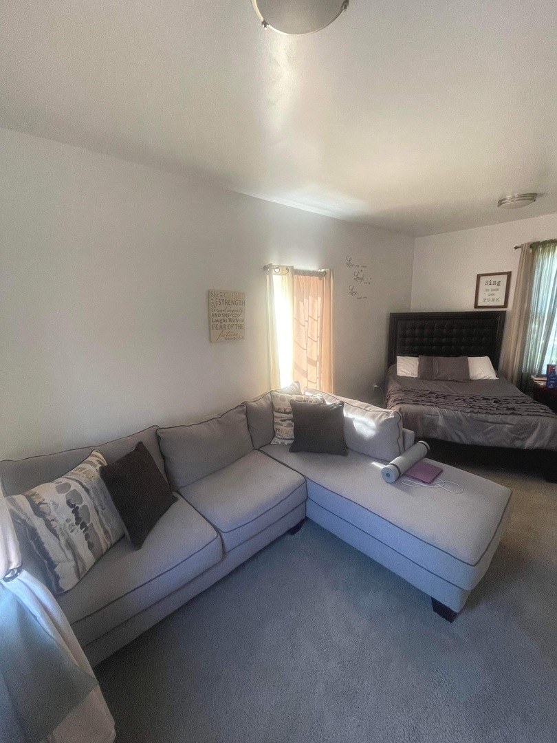 9245 S Harper Avenue