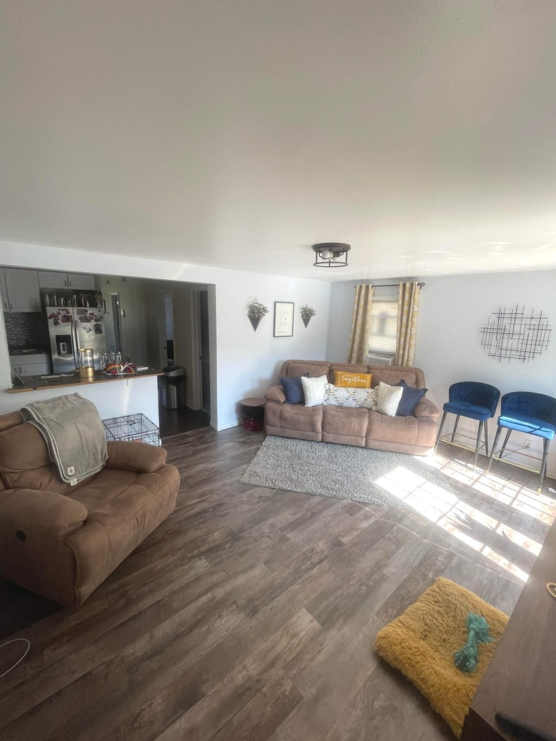 9245 S Harper Avenue