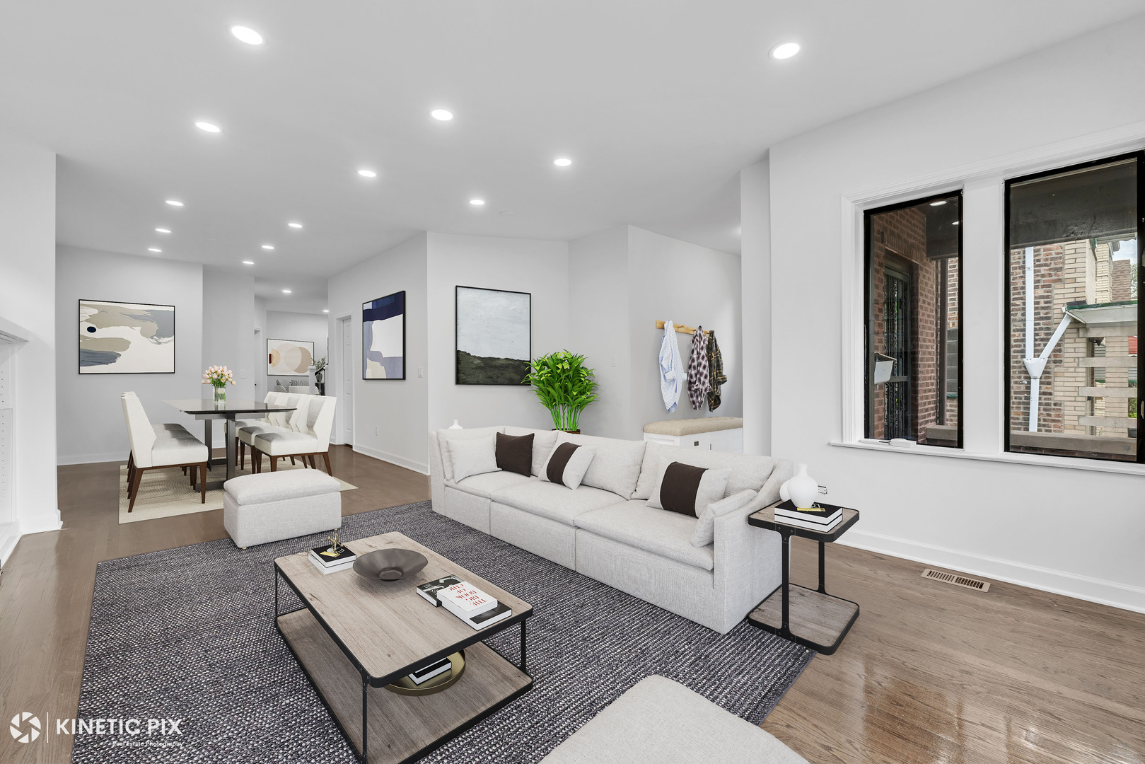 8127 S Jeffery Boulevard