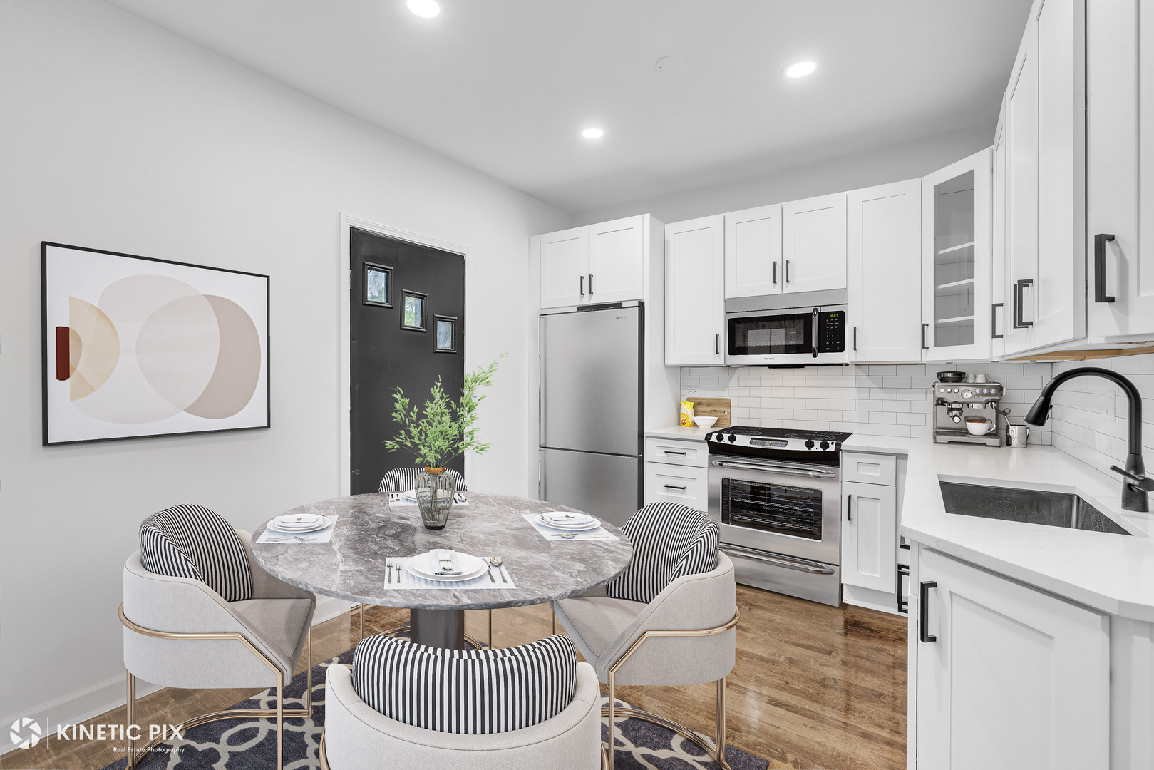 8127 S Jeffery Boulevard