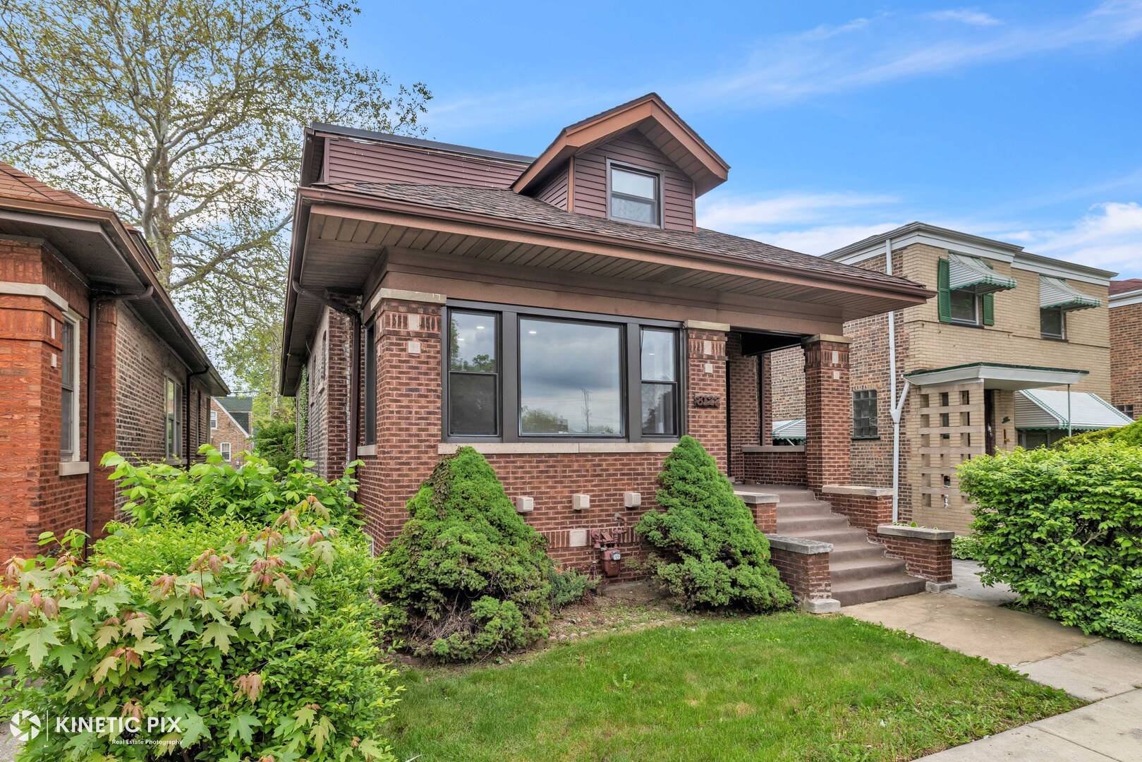 8127 S Jeffery Boulevard