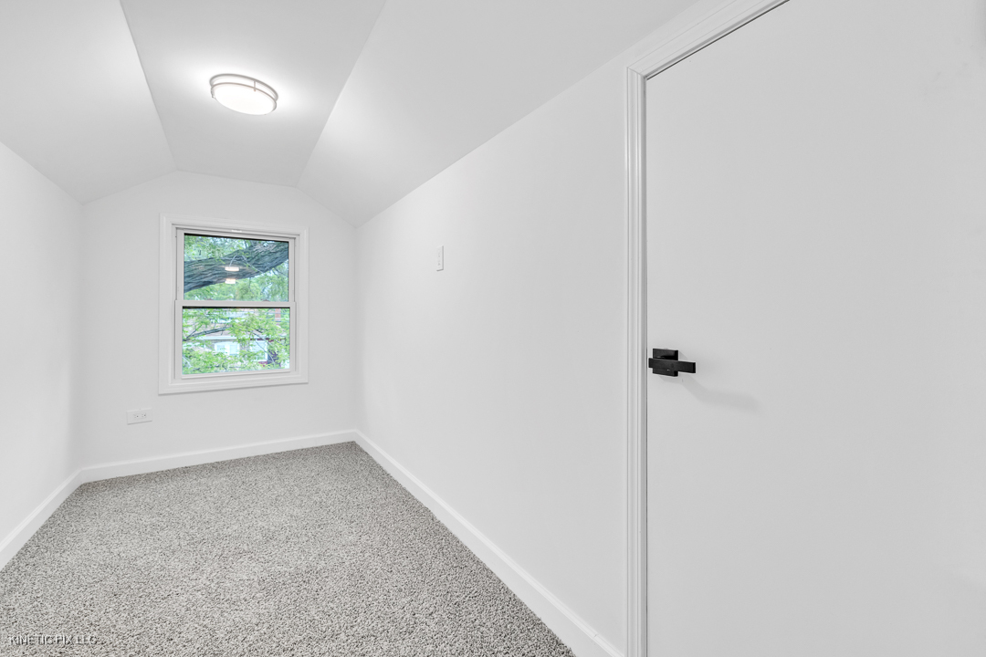 8127 S Jeffery Boulevard