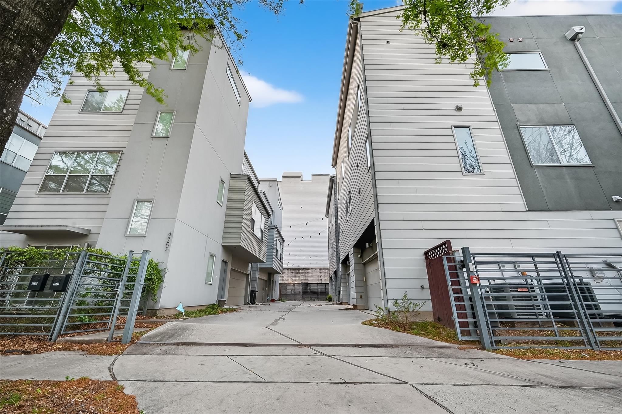 1518 Blodgett Street