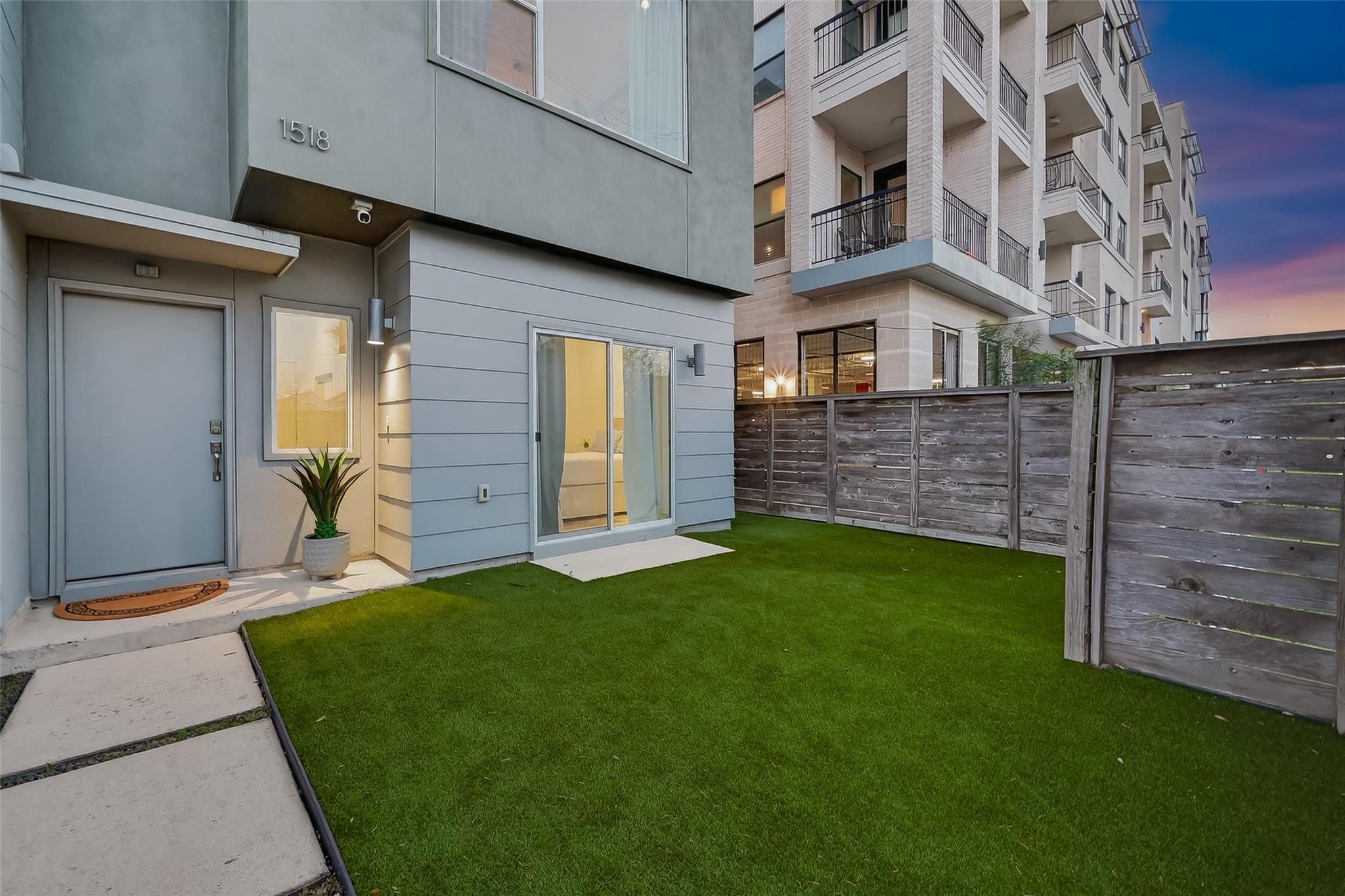 1518 Blodgett Street