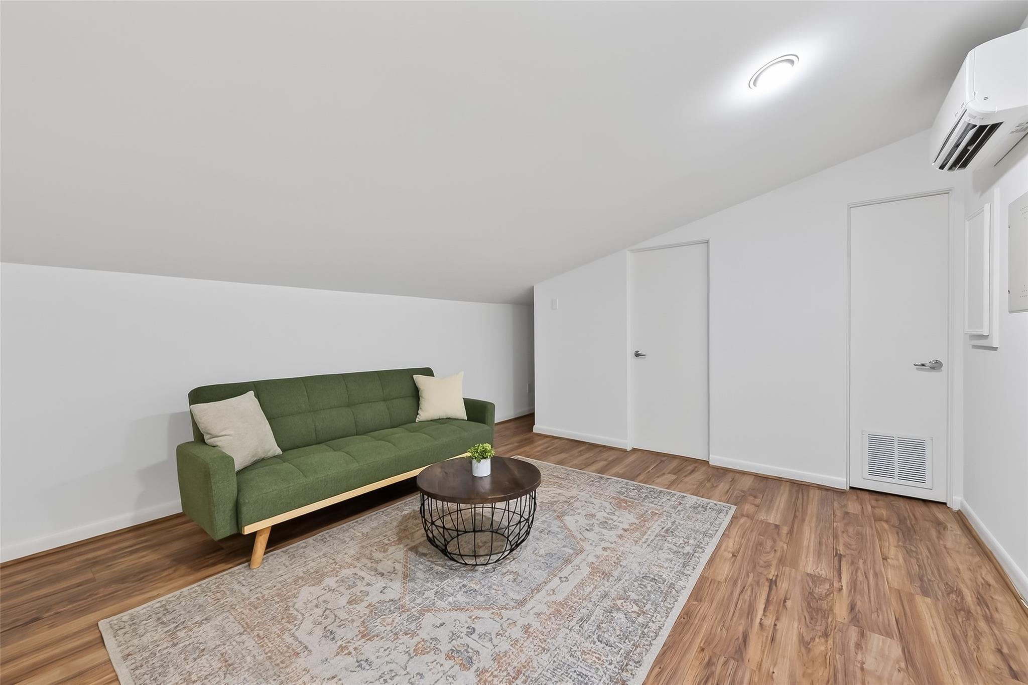 1518 Blodgett Street