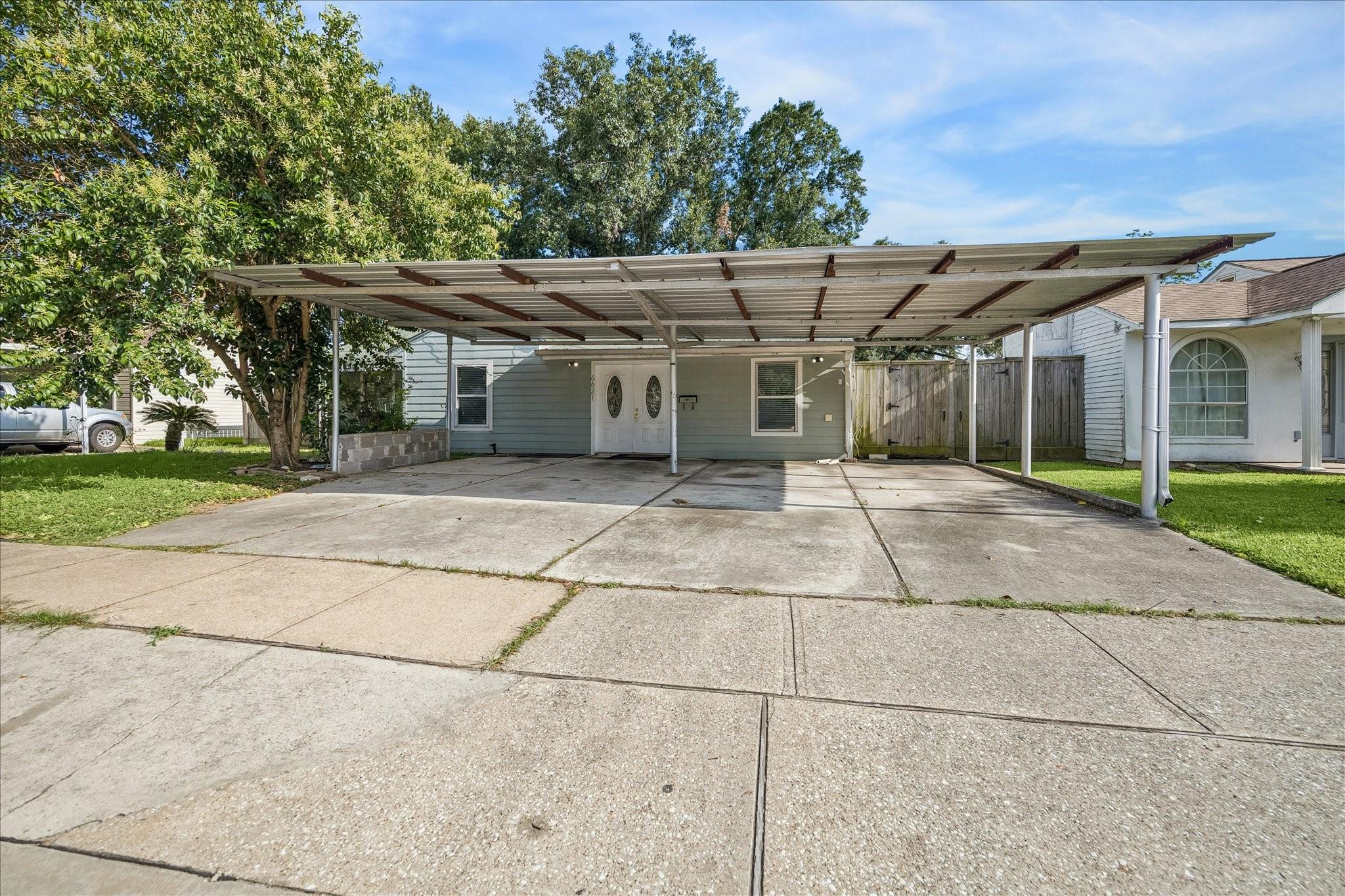 6621 Westview