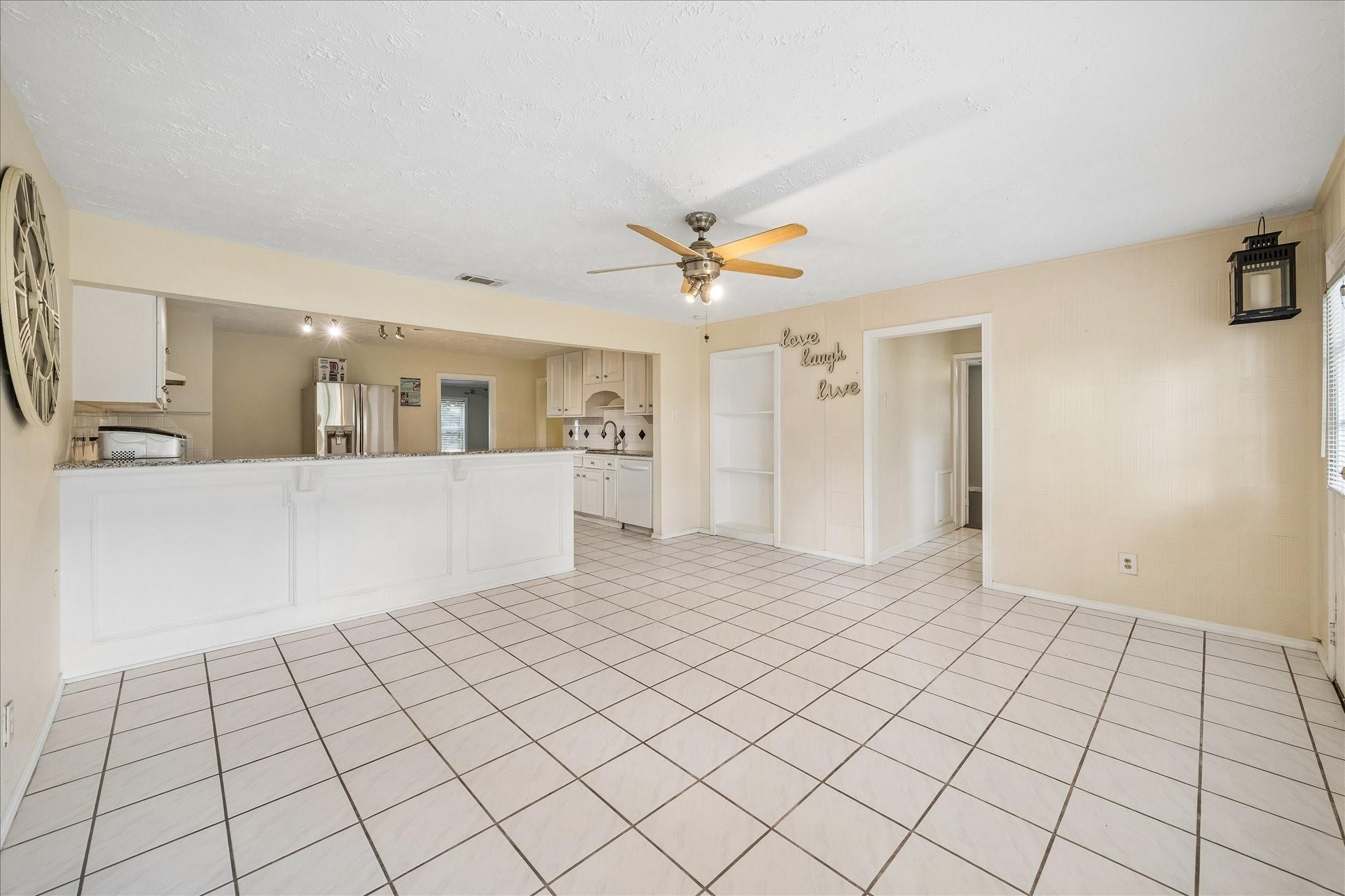 6621 Westview