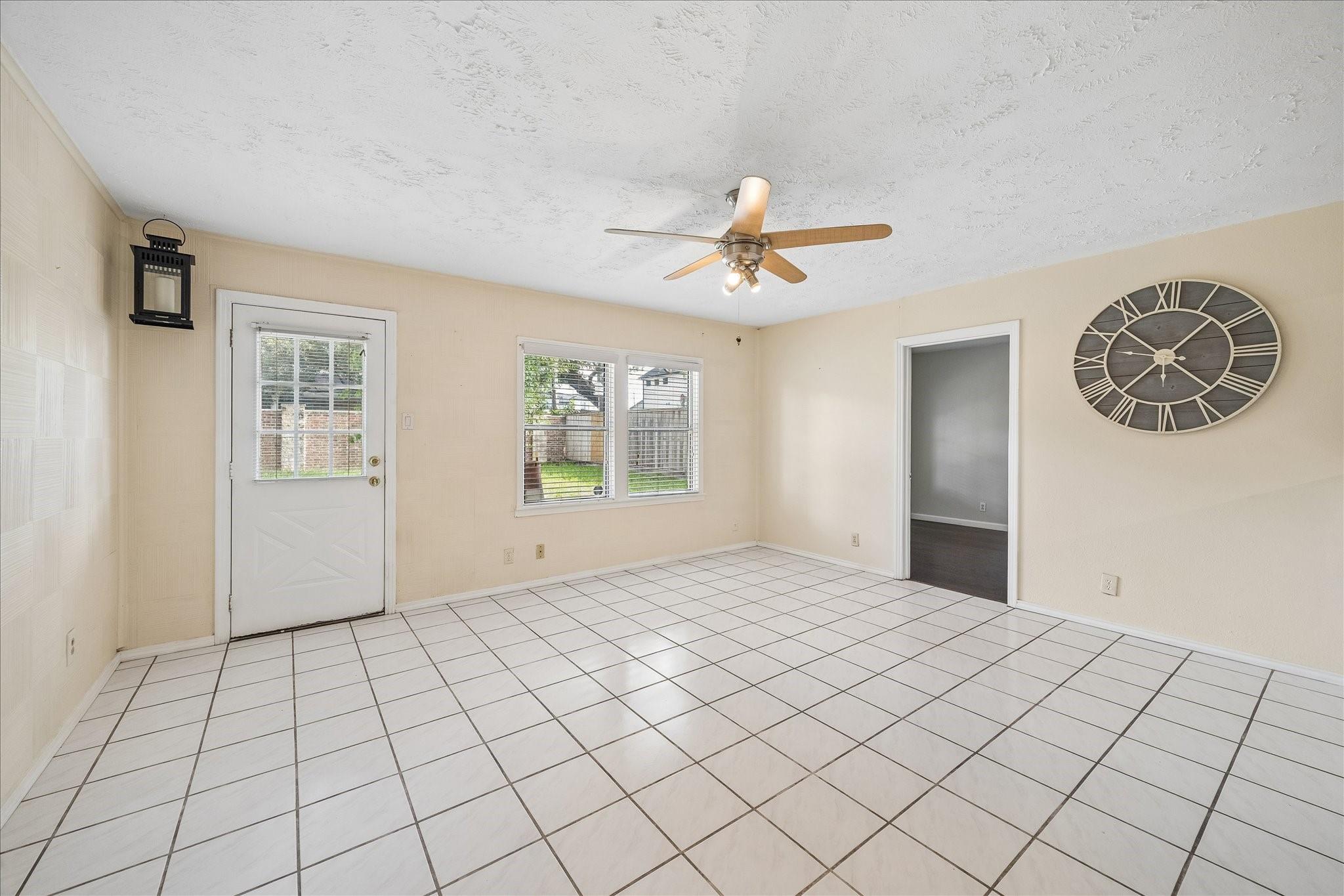 6621 Westview