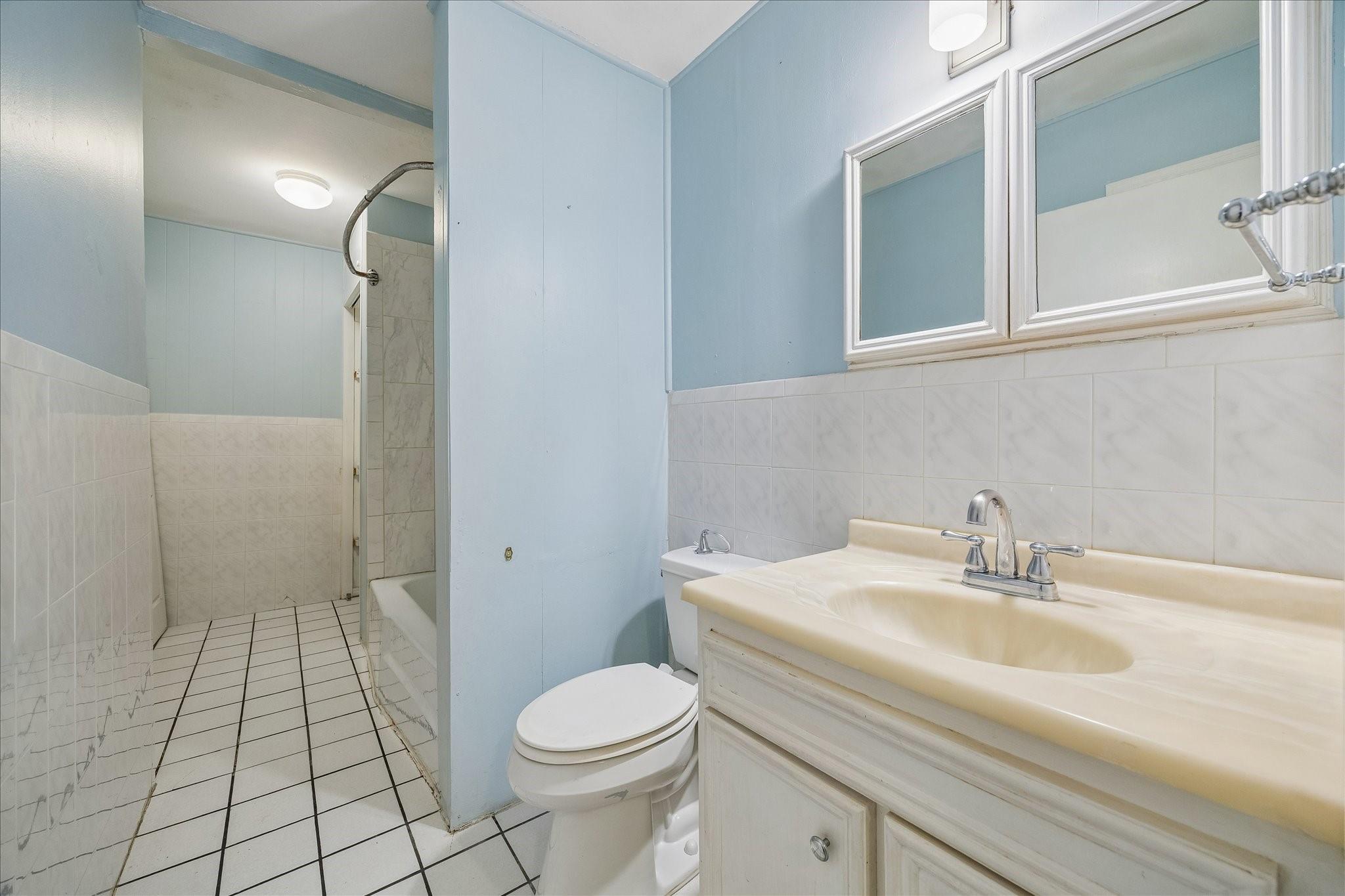 6621 Westview