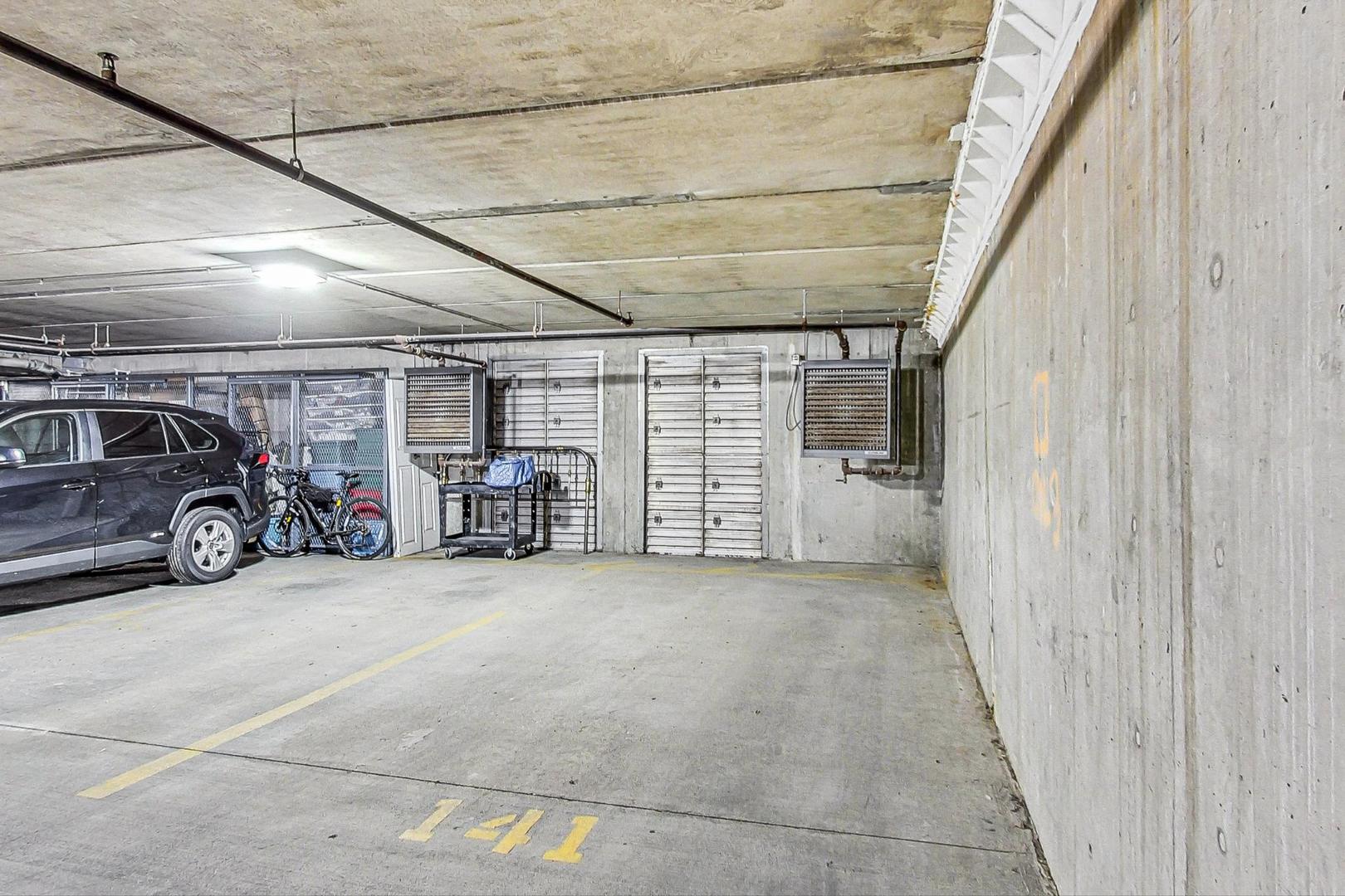 151 W Wing Street Unit: 707