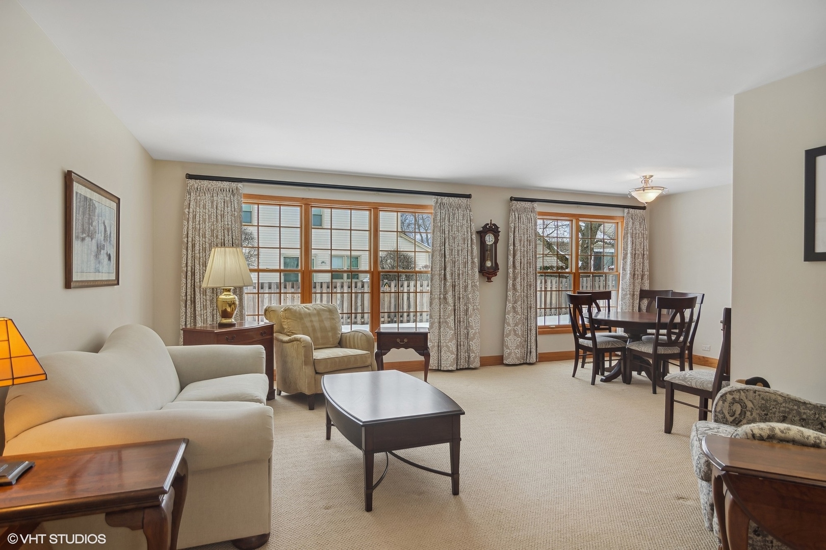 6 E Fox Hill Drive