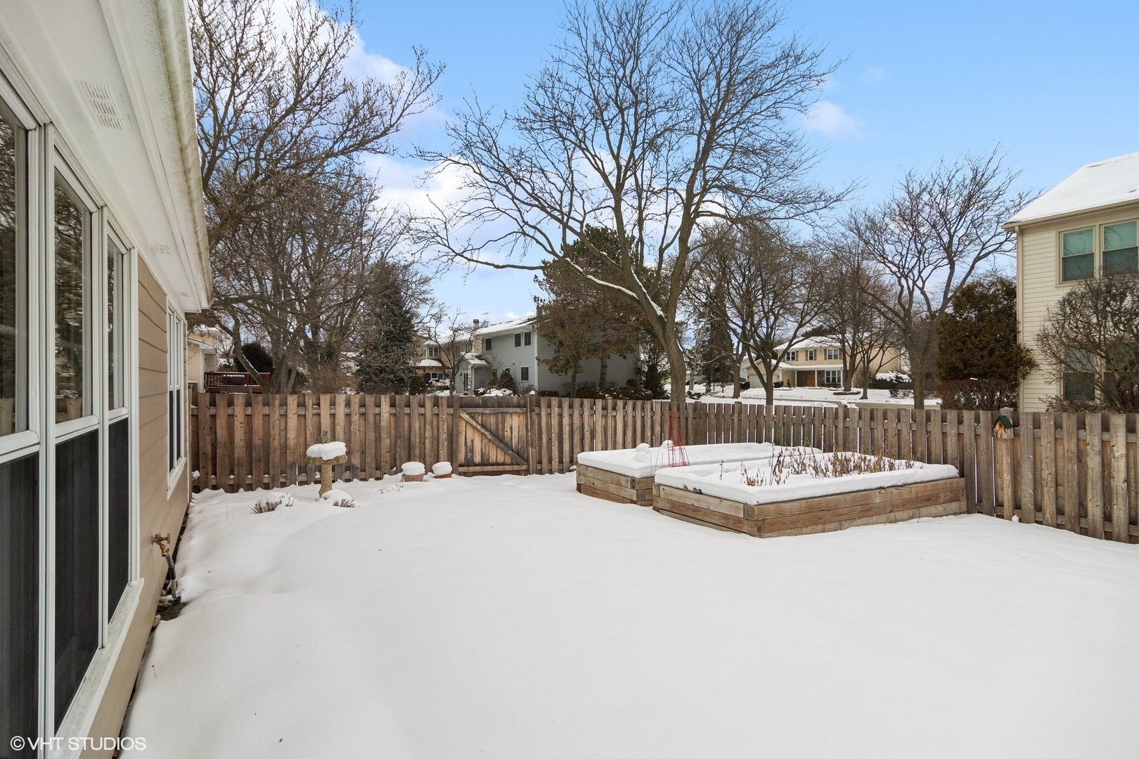 6 E Fox Hill Drive