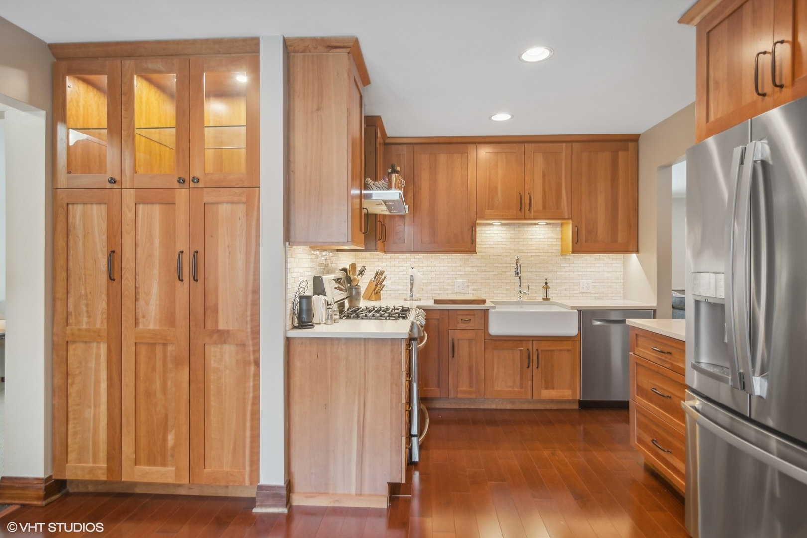 6 E Fox Hill Drive