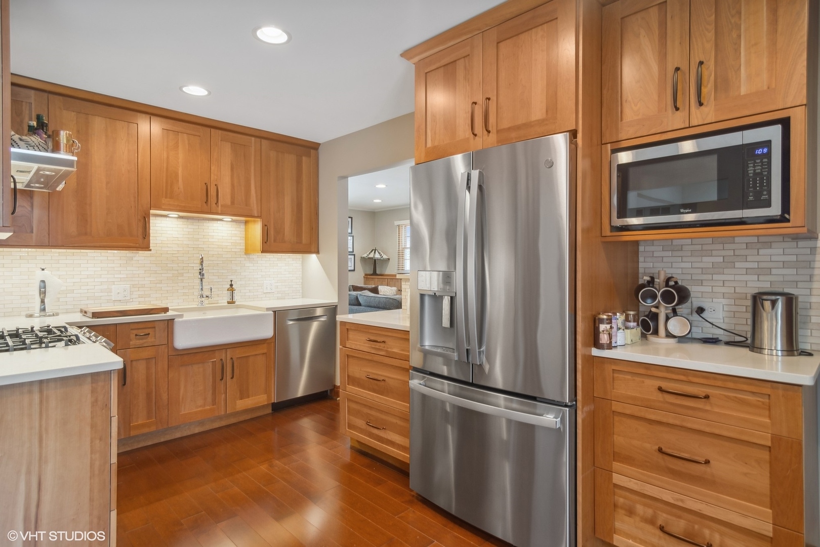 6 E Fox Hill Drive