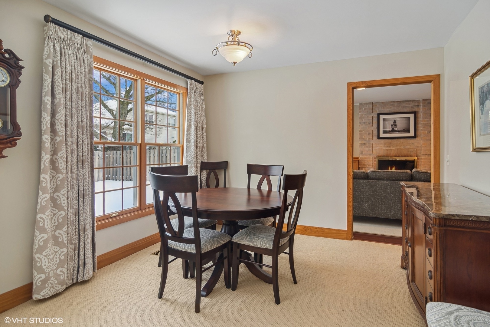 6 E Fox Hill Drive