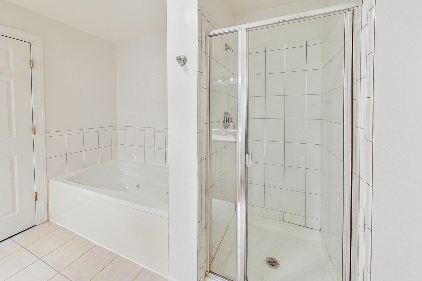 44 N Vail Avenue Unit: 609