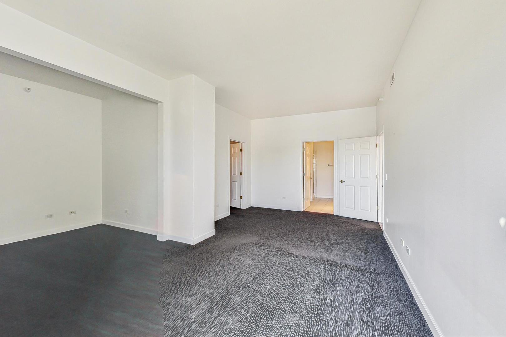 44 N Vail Avenue Unit: 609