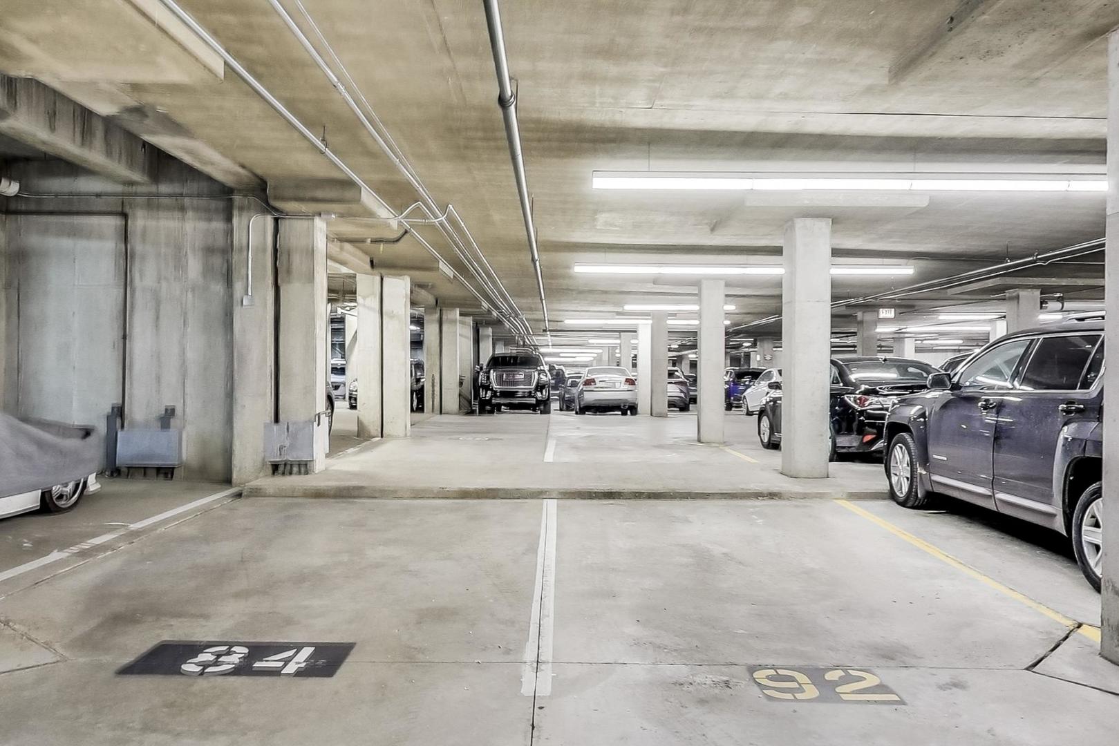 44 N Vail Avenue Unit: 609