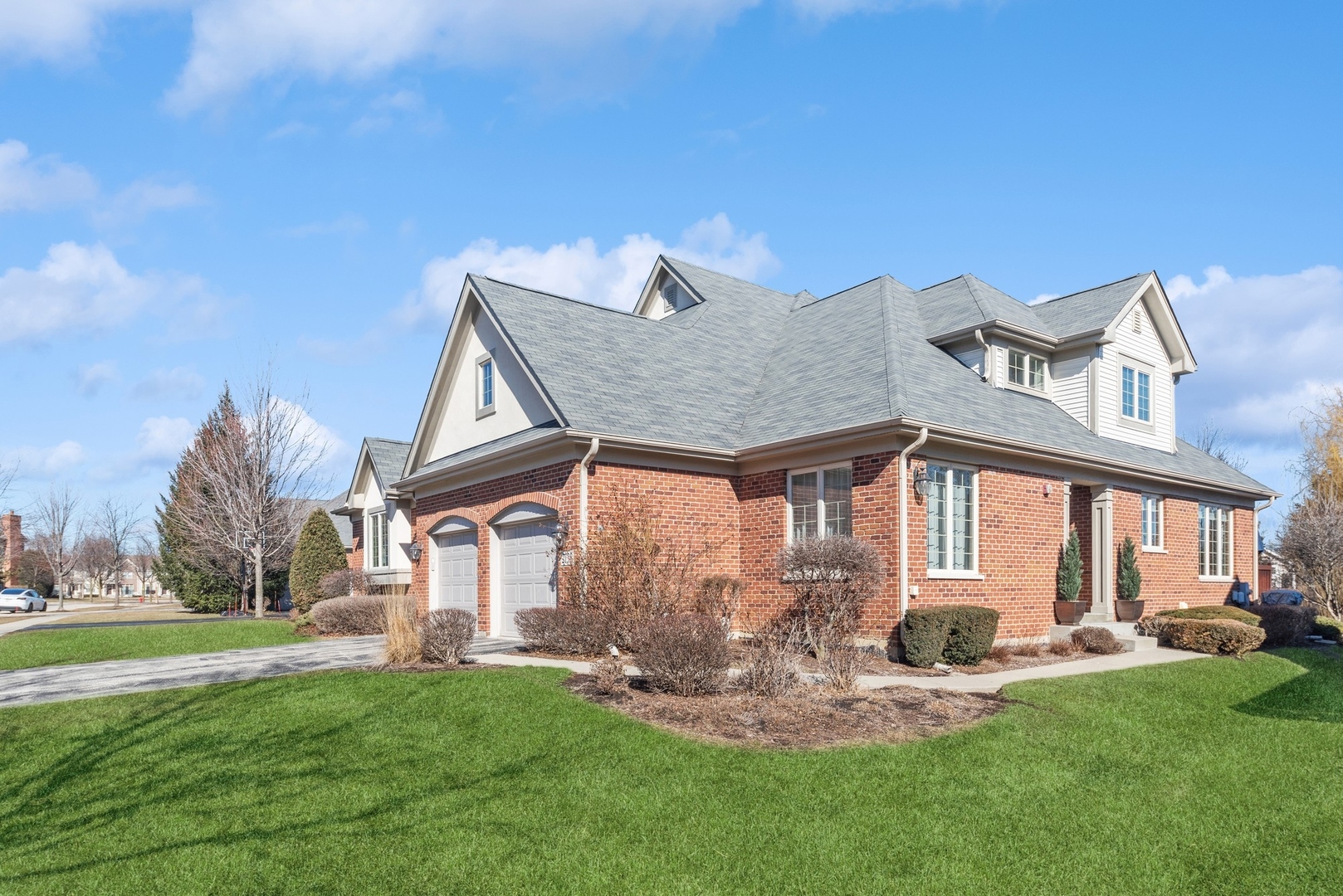 2138 Apple Hill Lane