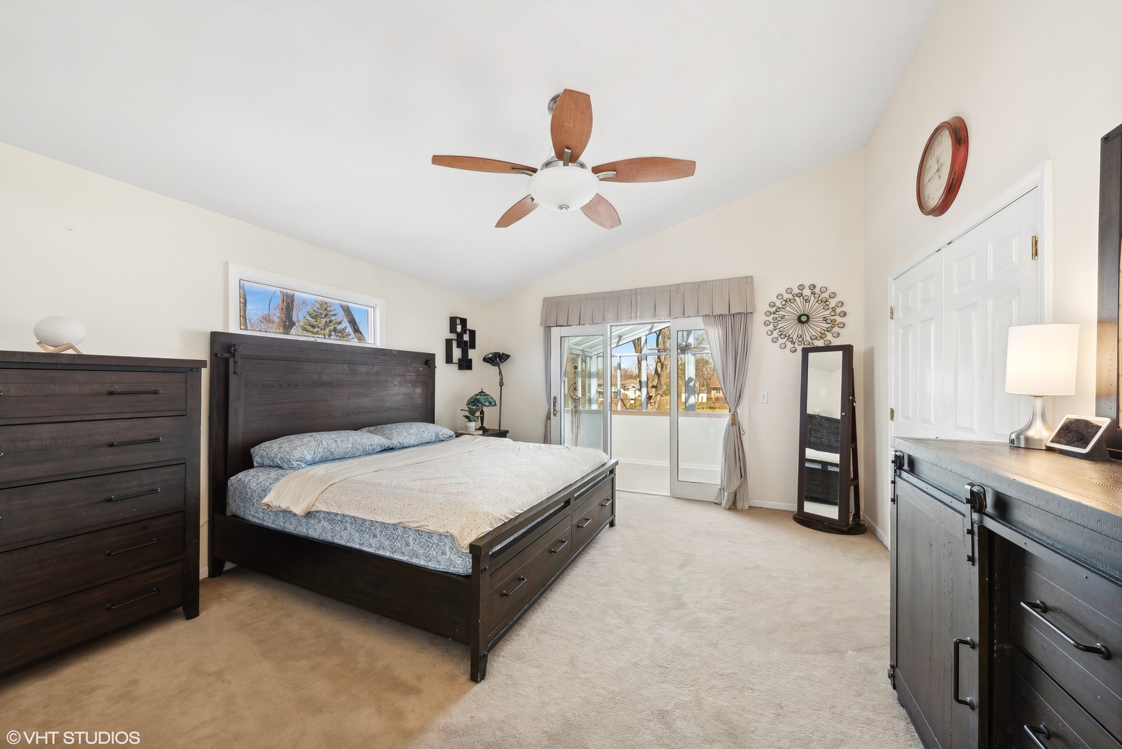 2112 W Lincoln Street