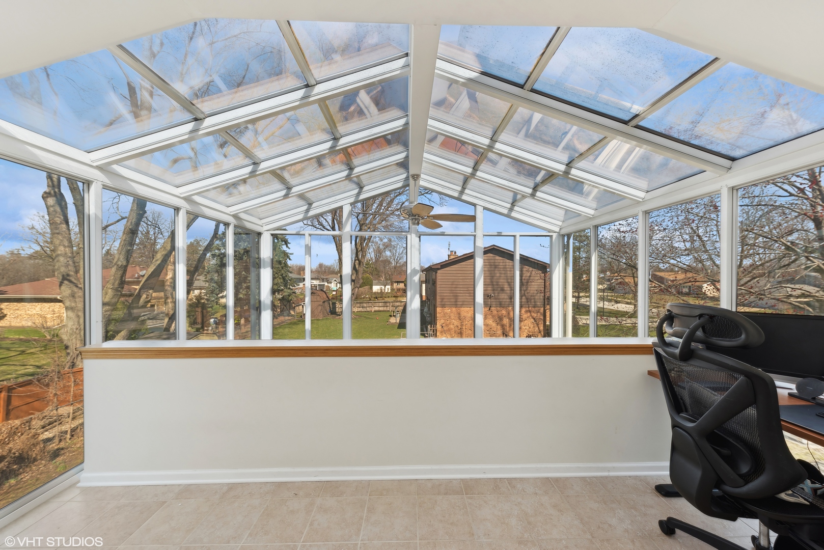 2112 W Lincoln Street