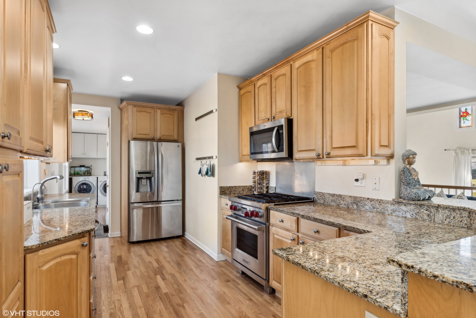 2112 W Lincoln Street