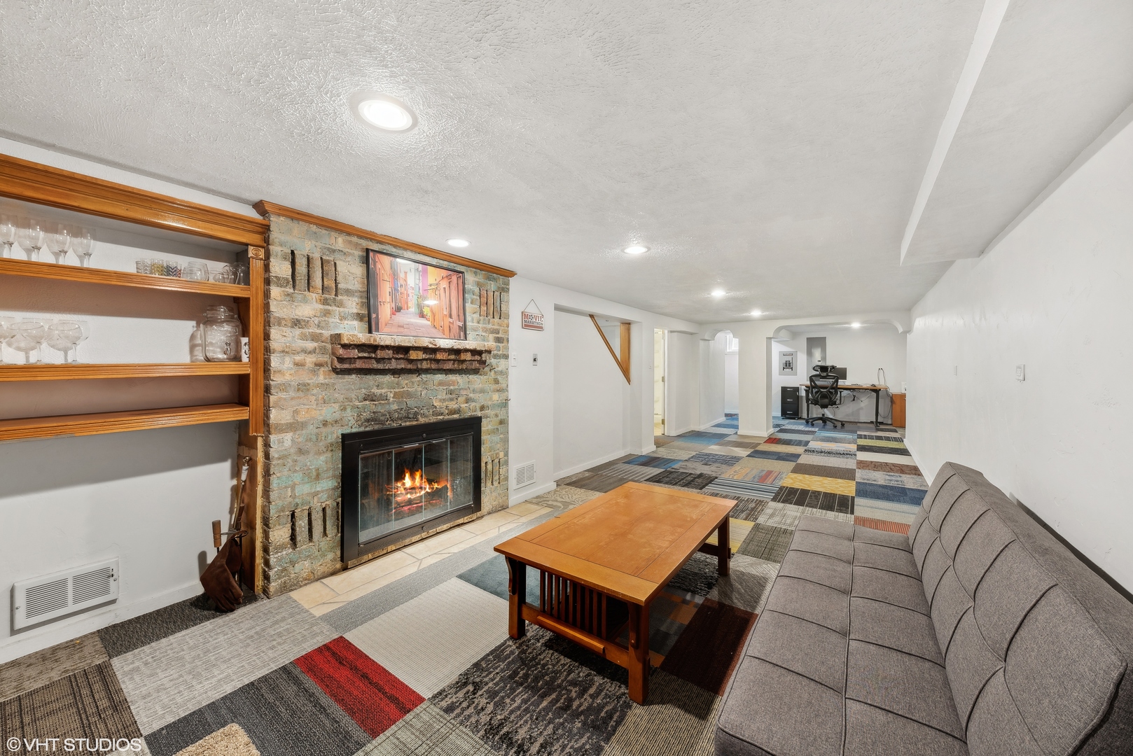 2112 W Lincoln Street