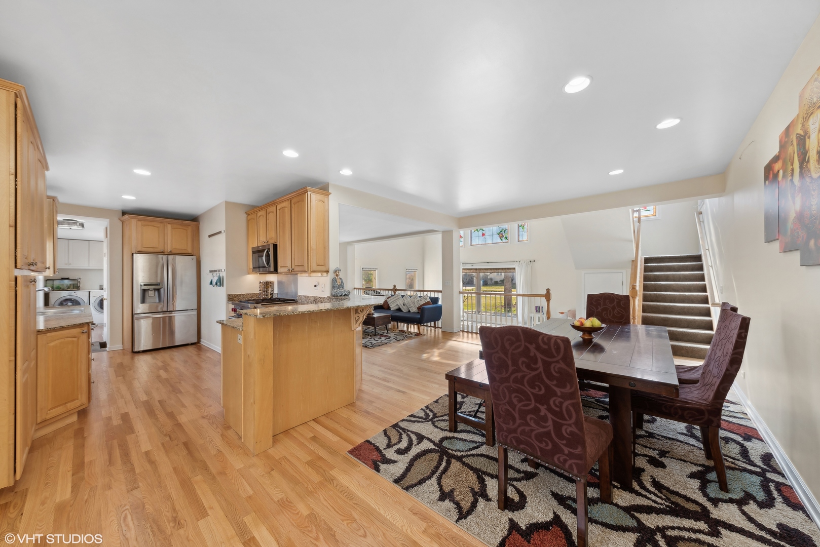 2112 W Lincoln Street