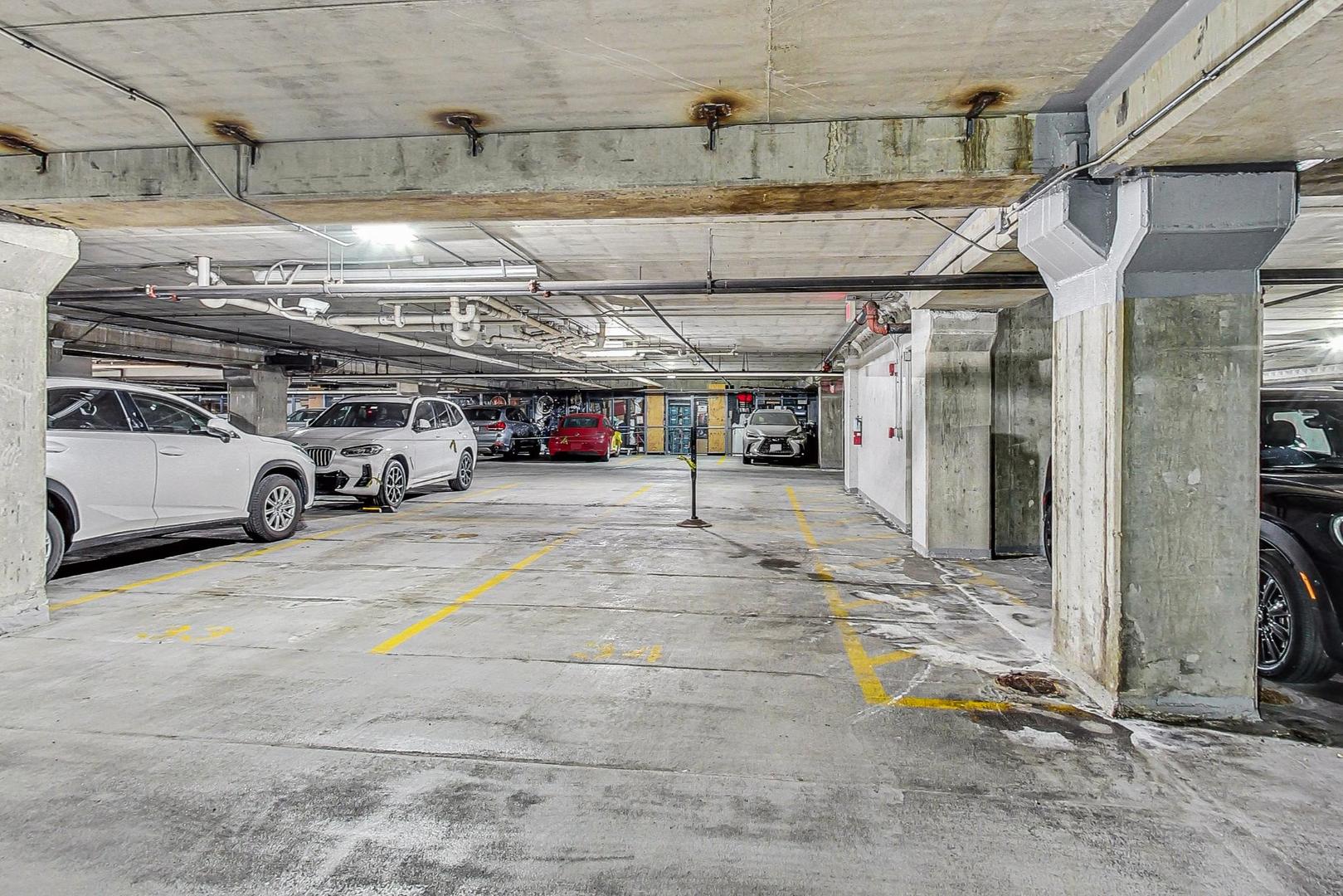 151 W Wing Street Unit: 805