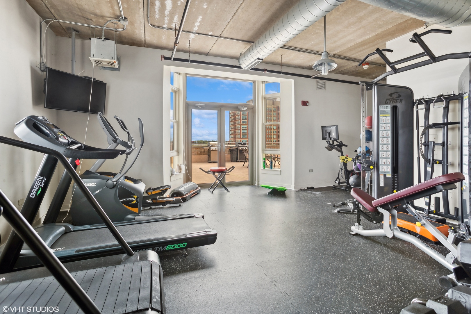 10 S Dunton Avenue Unit: 204