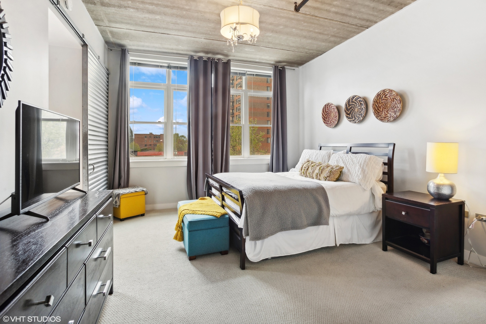 10 S Dunton Avenue Unit: 204