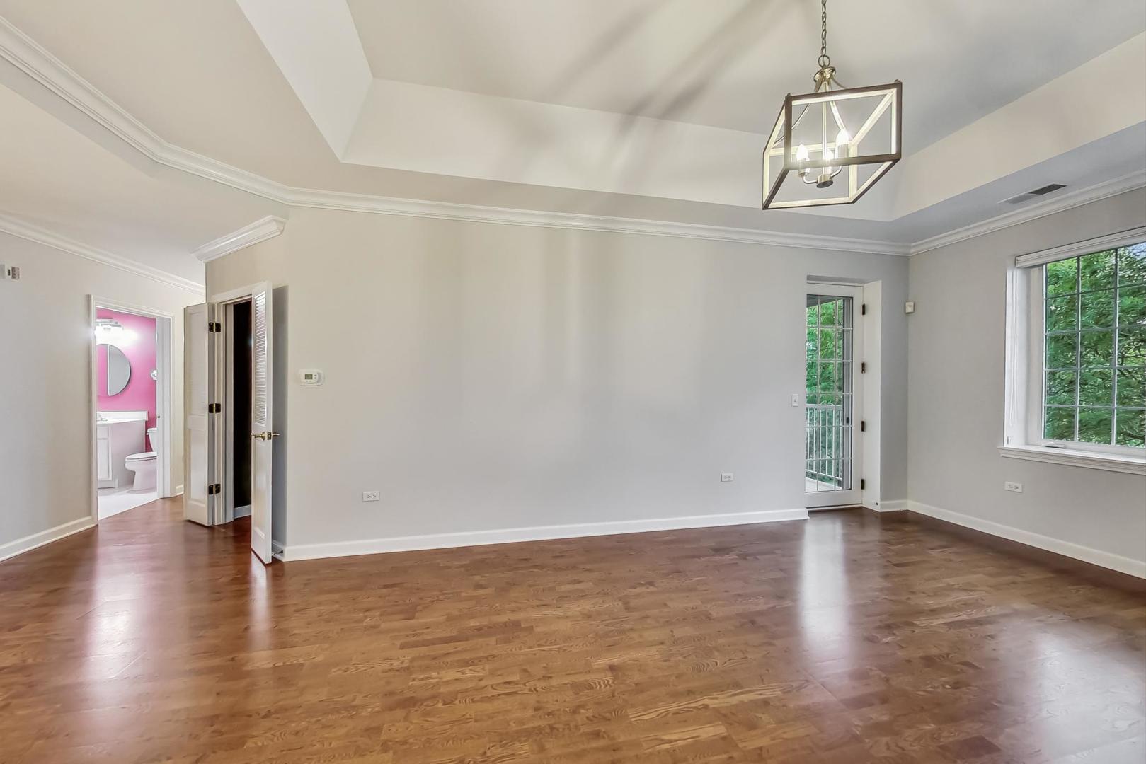 2660 Summit Drive Unit: 310