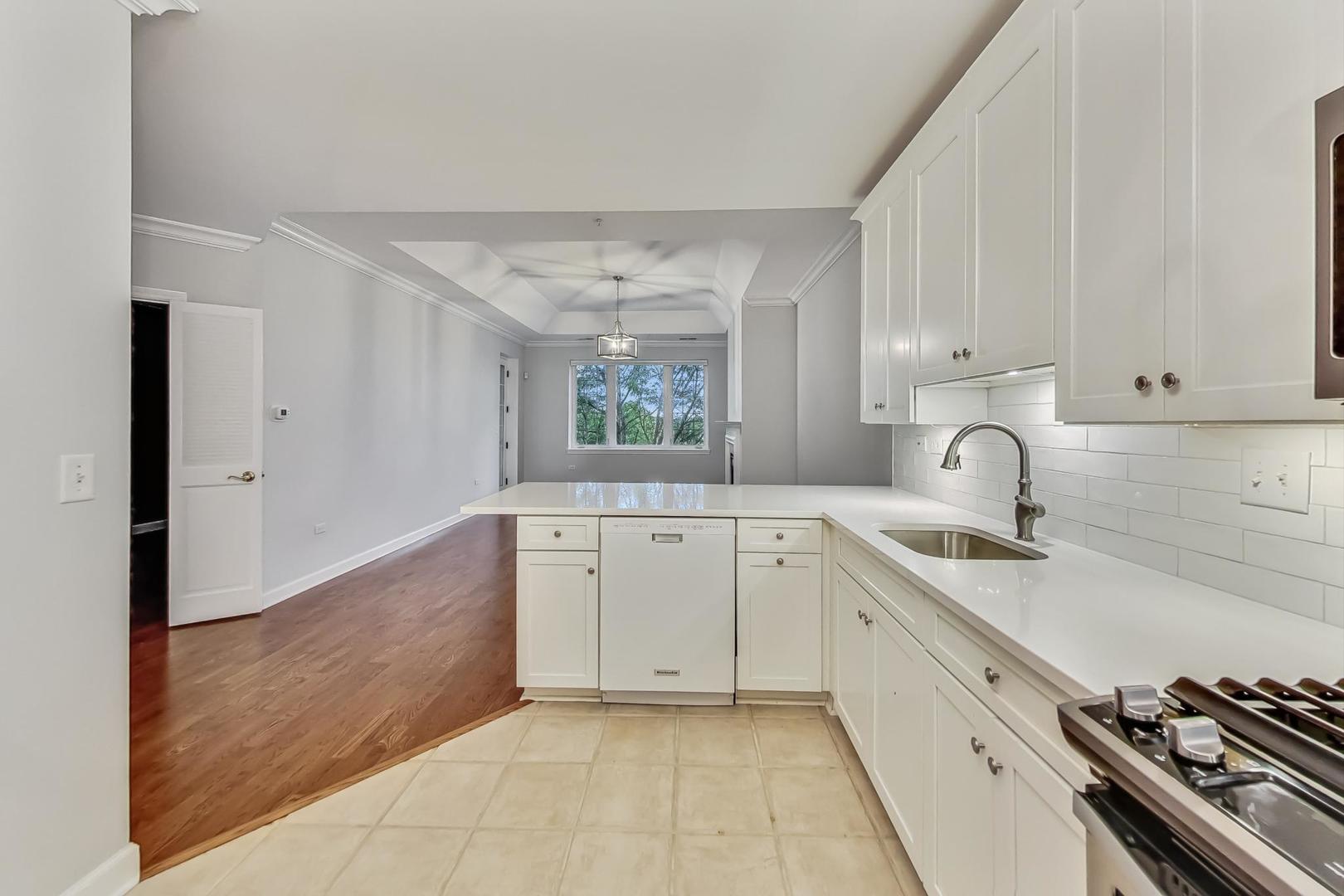 2660 Summit Drive Unit: 310