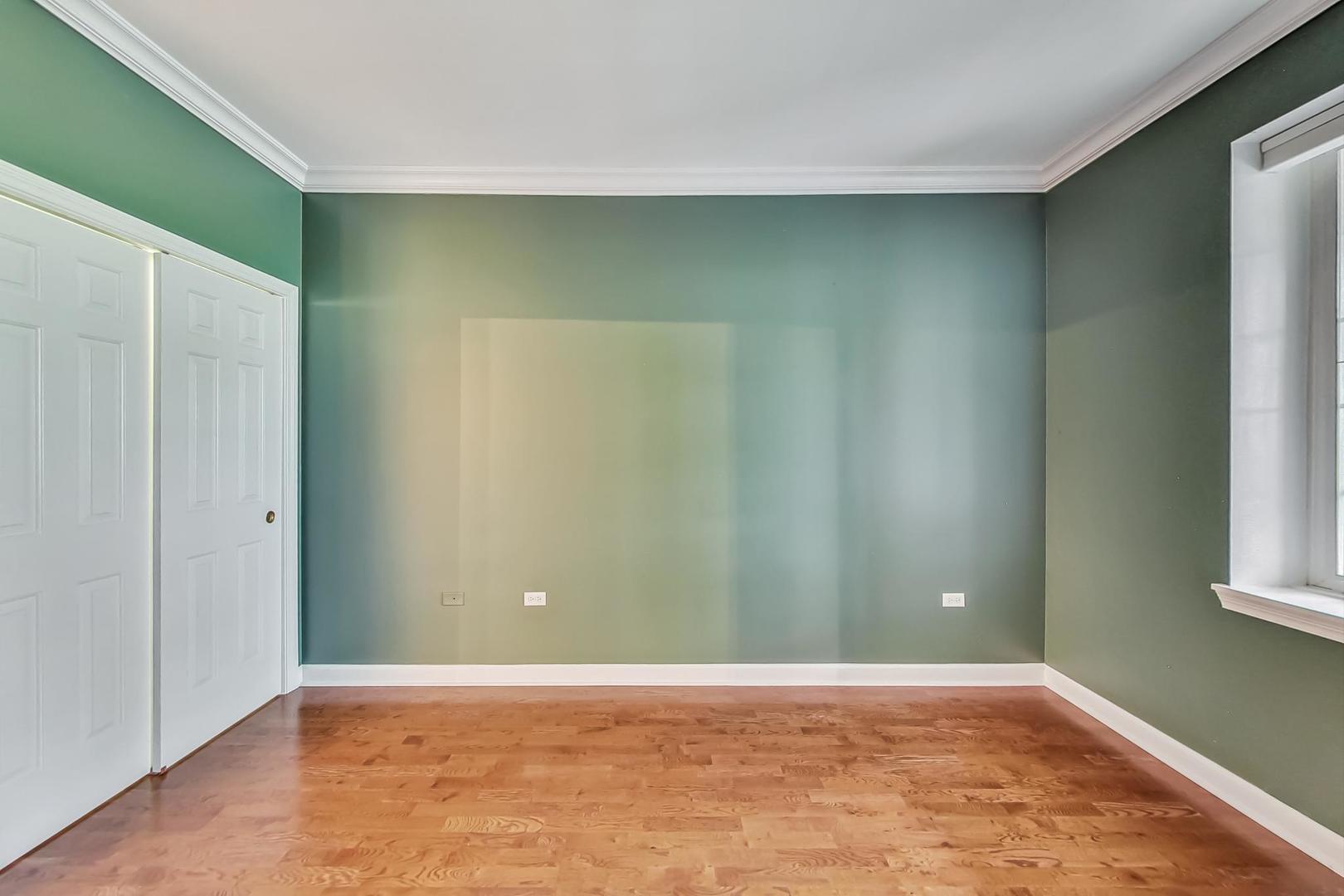 2660 Summit Drive Unit: 310