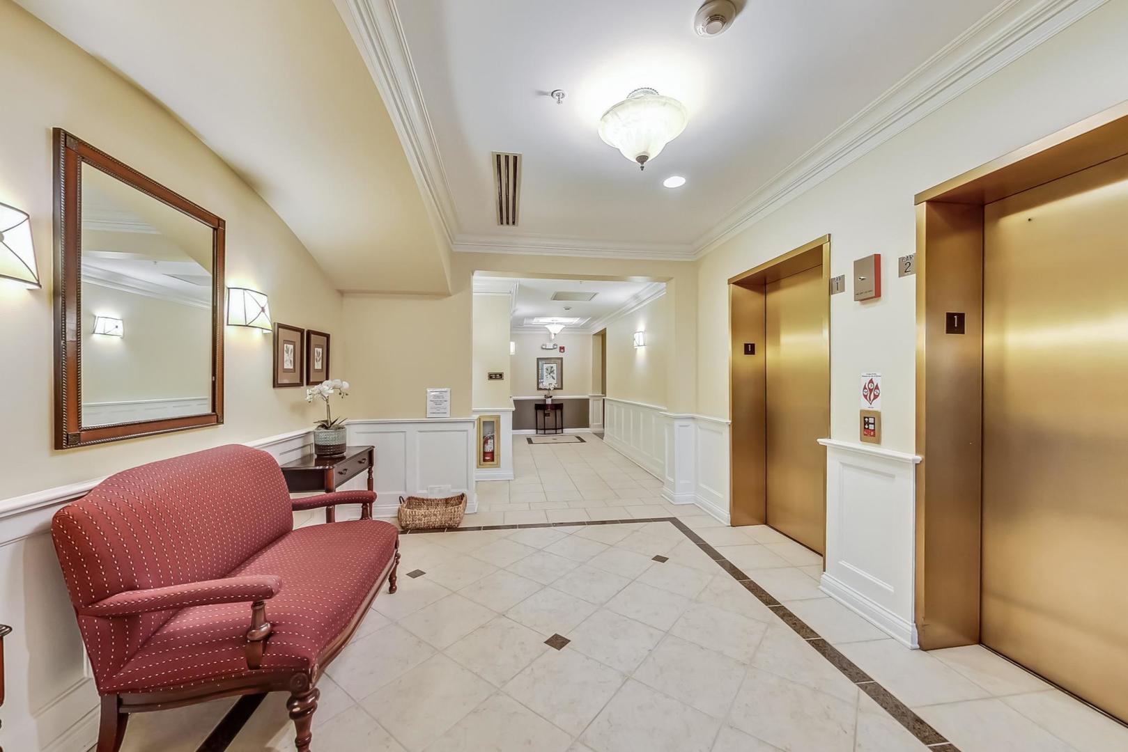 2660 Summit Drive Unit: 310