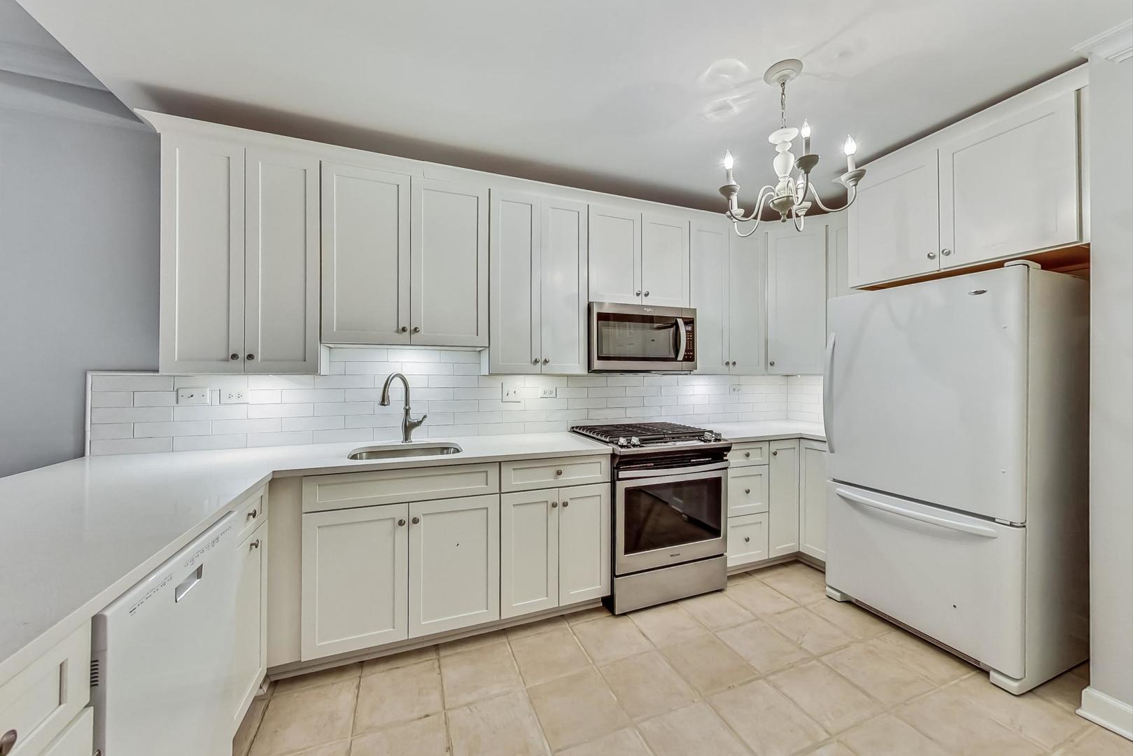 2660 Summit Drive Unit: 310