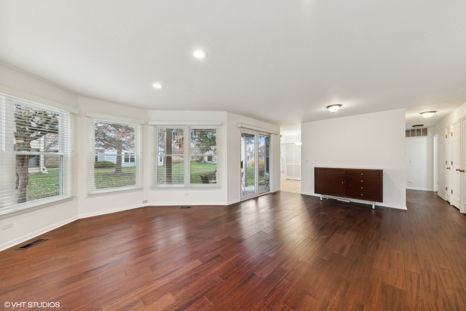 40 Willow Parkway