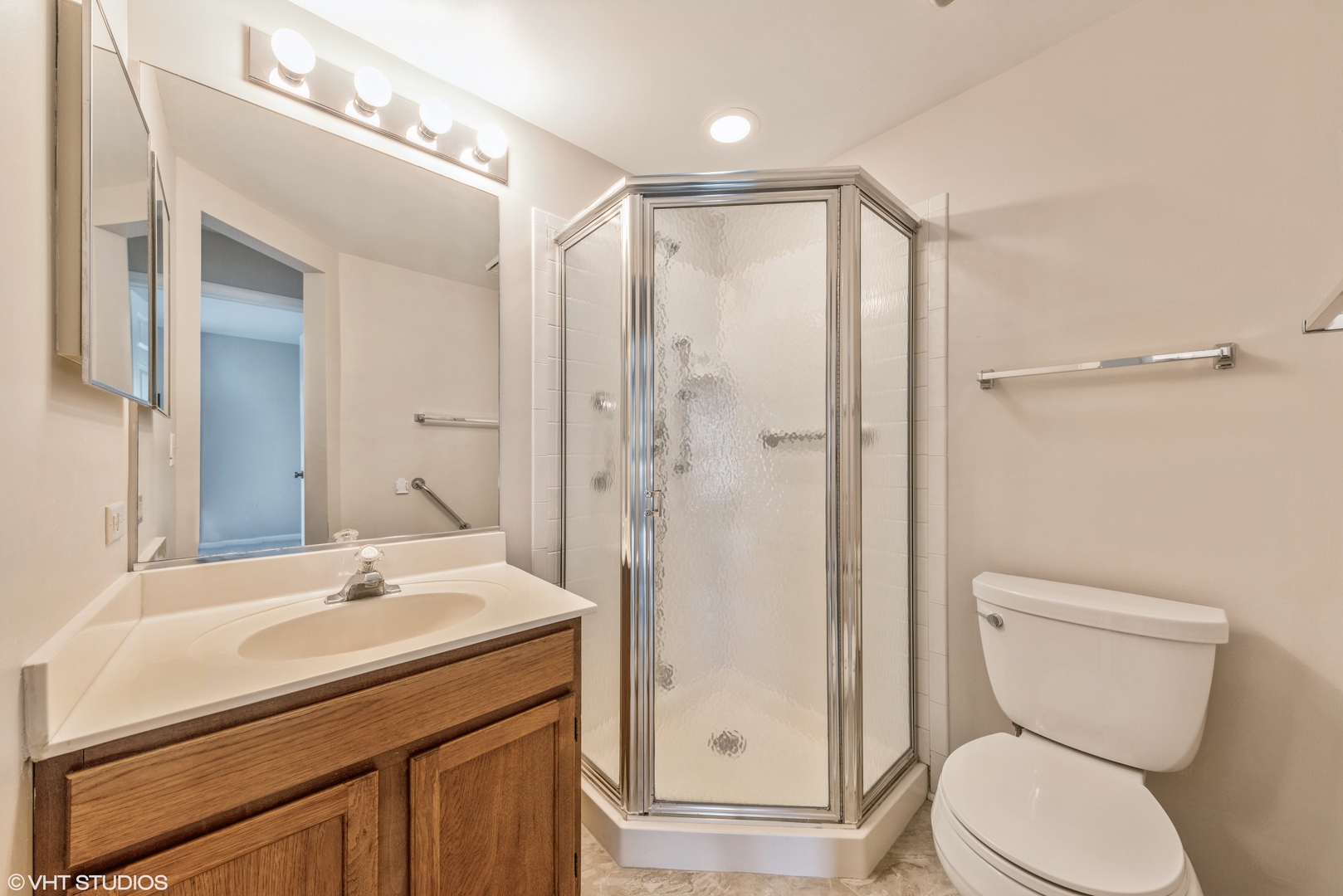 40 Willow Parkway