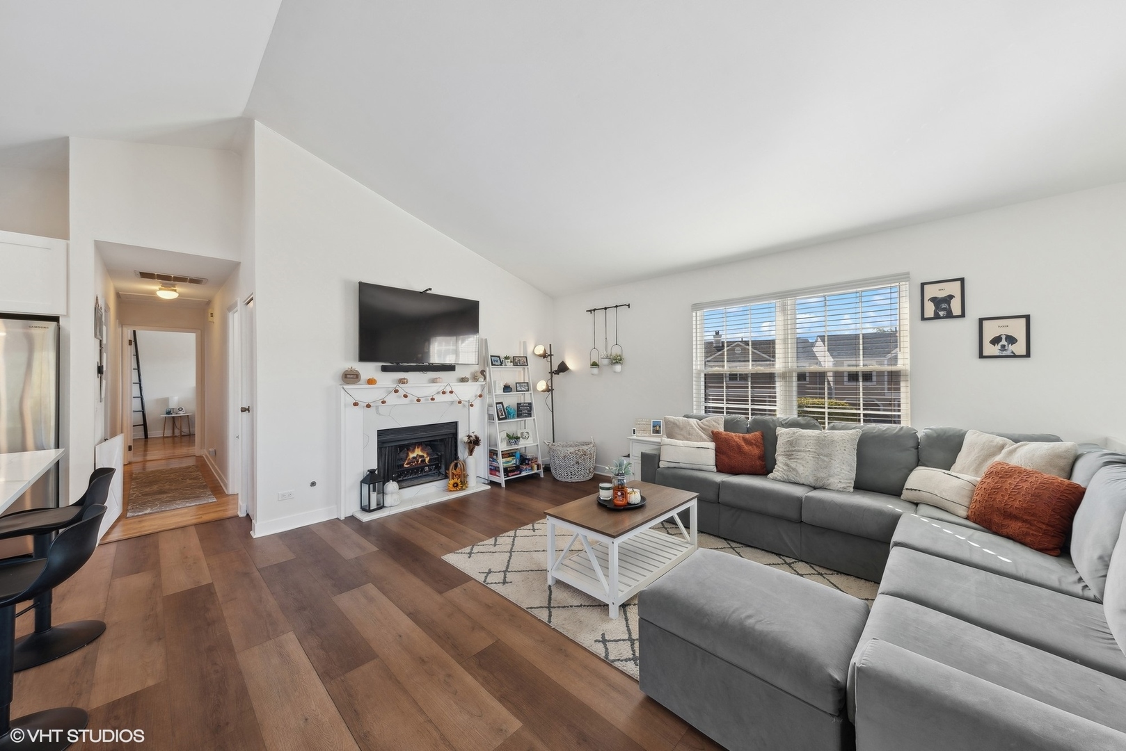 300 Le Parc Circle