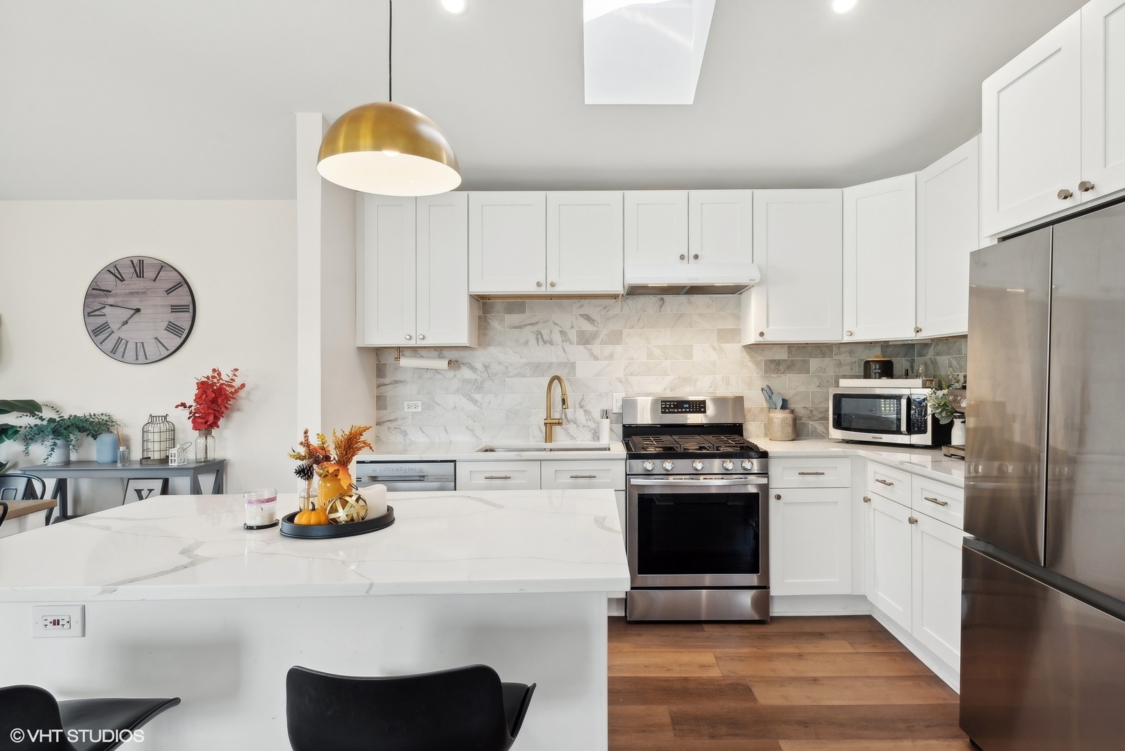 300 Le Parc Circle