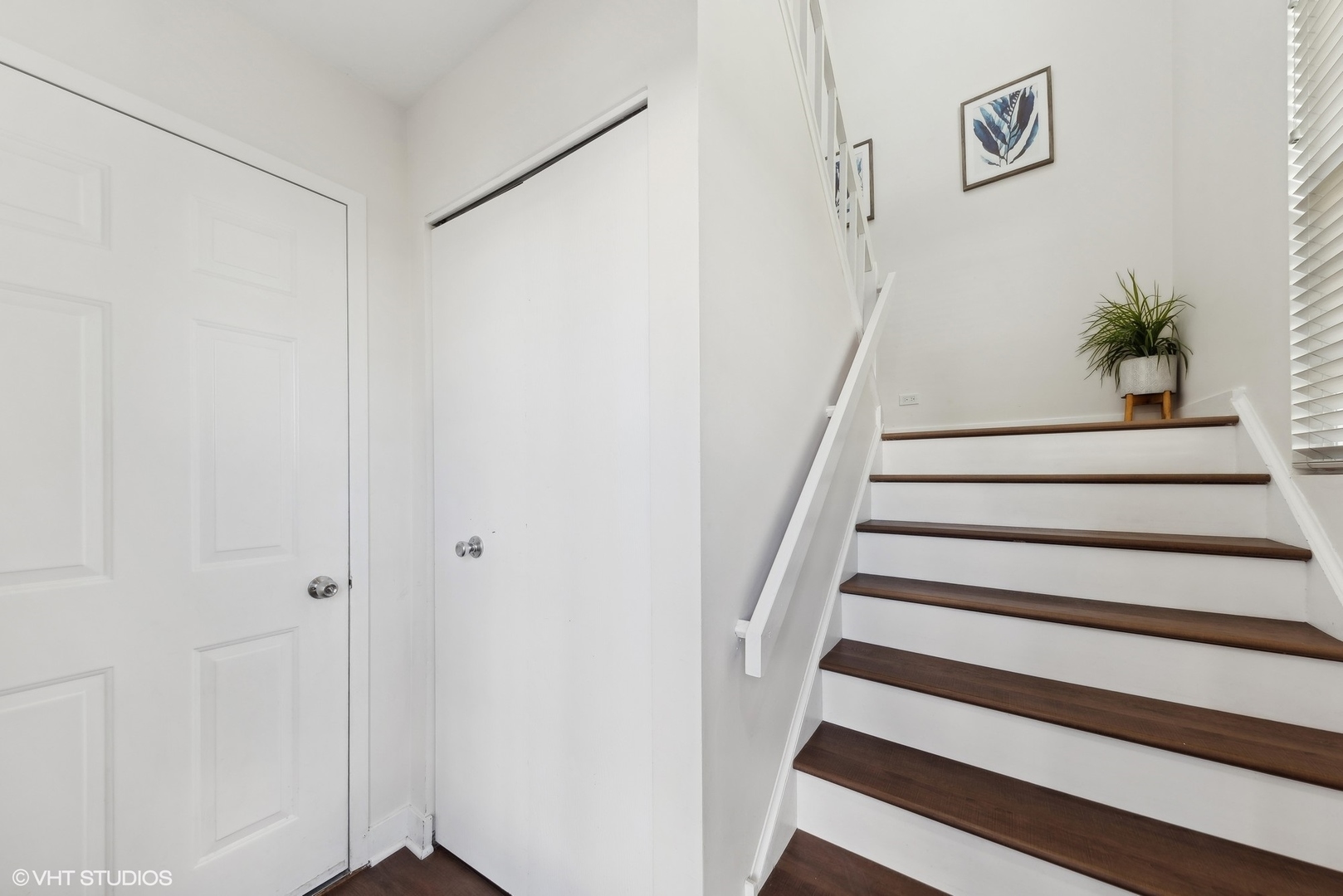 300 Le Parc Circle