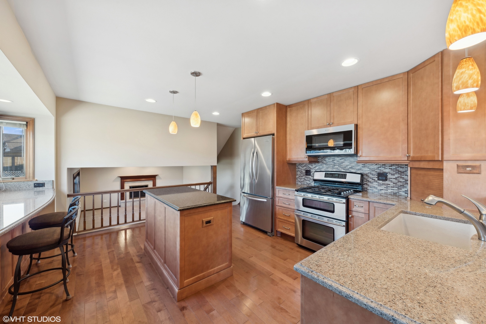 2635 N PRINDLE Avenue