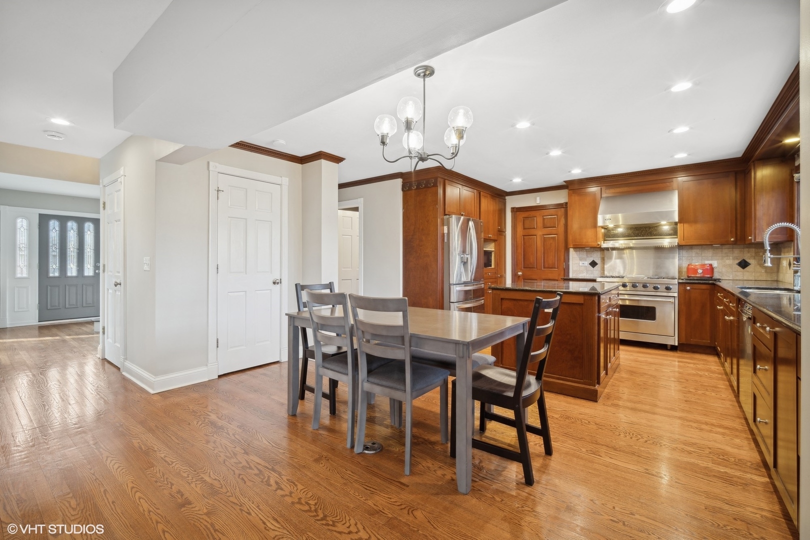 1315 S Chestnut Avenue