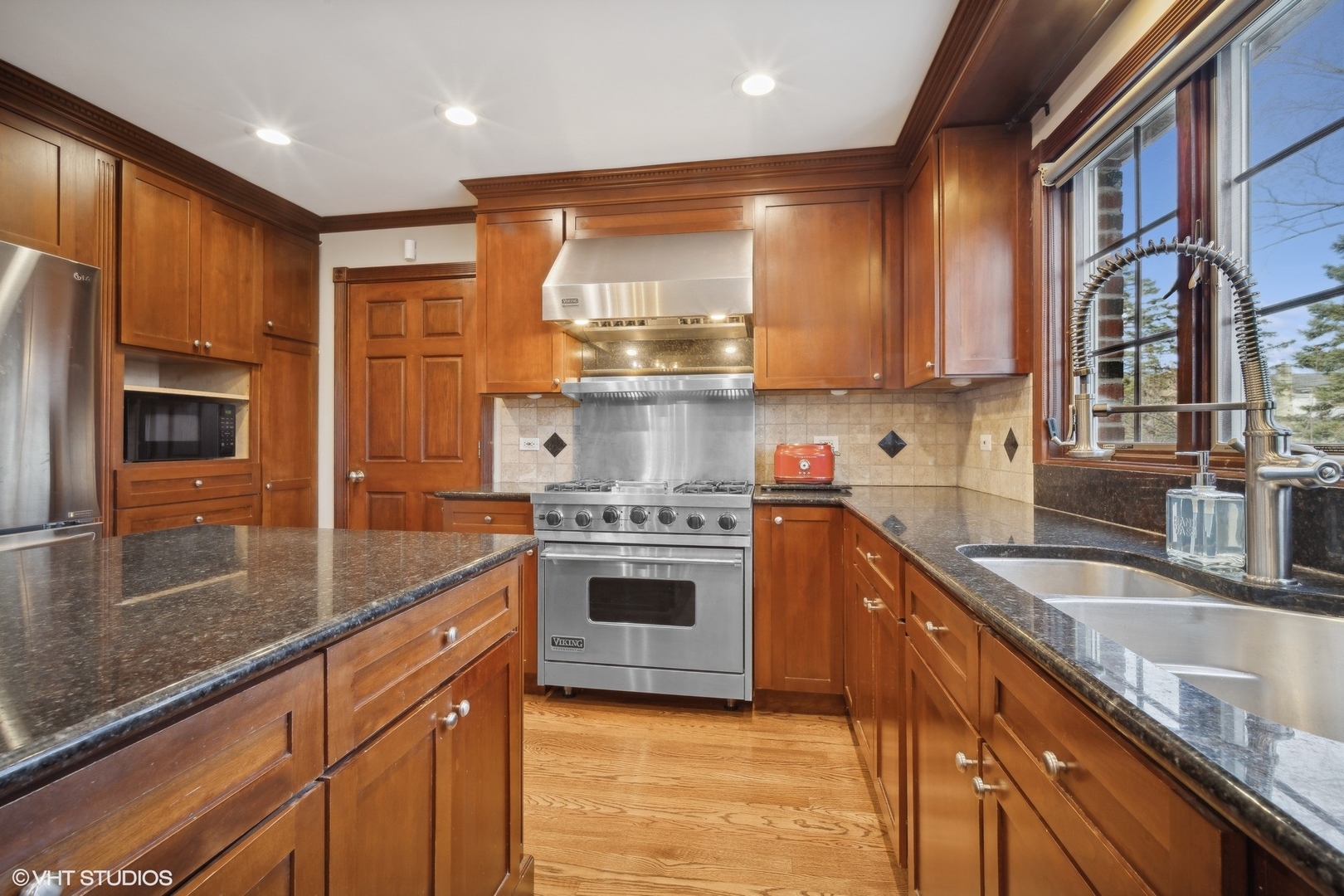 1315 S Chestnut Avenue