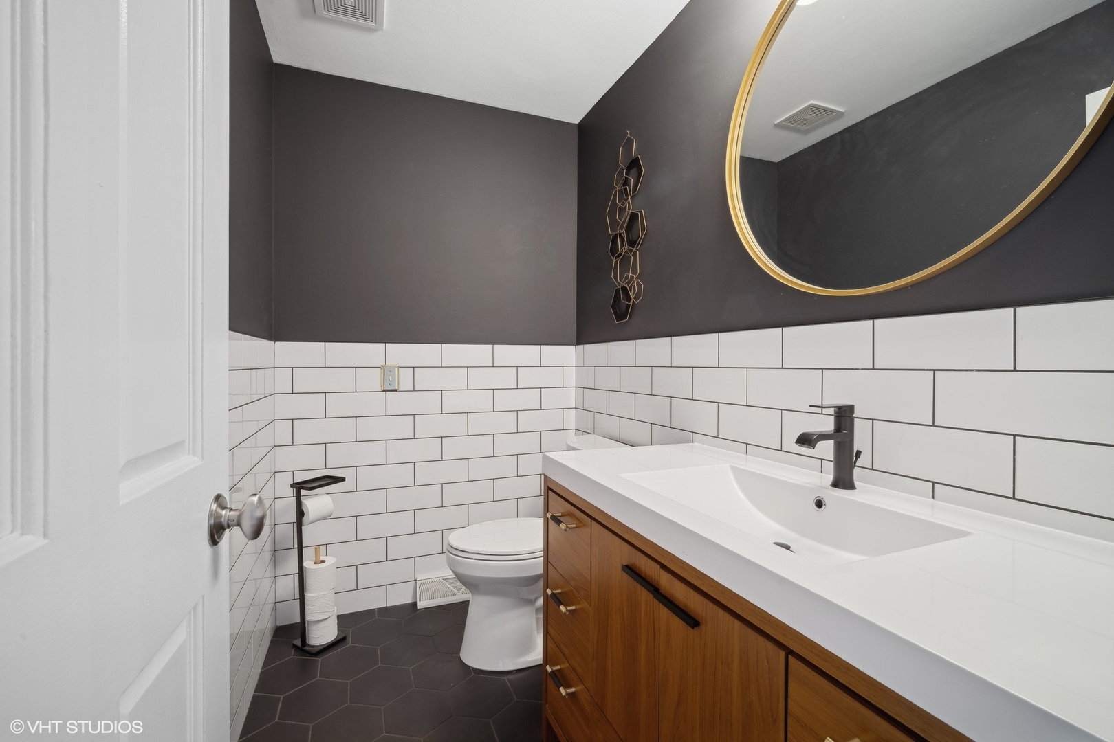 1315 S Chestnut Avenue