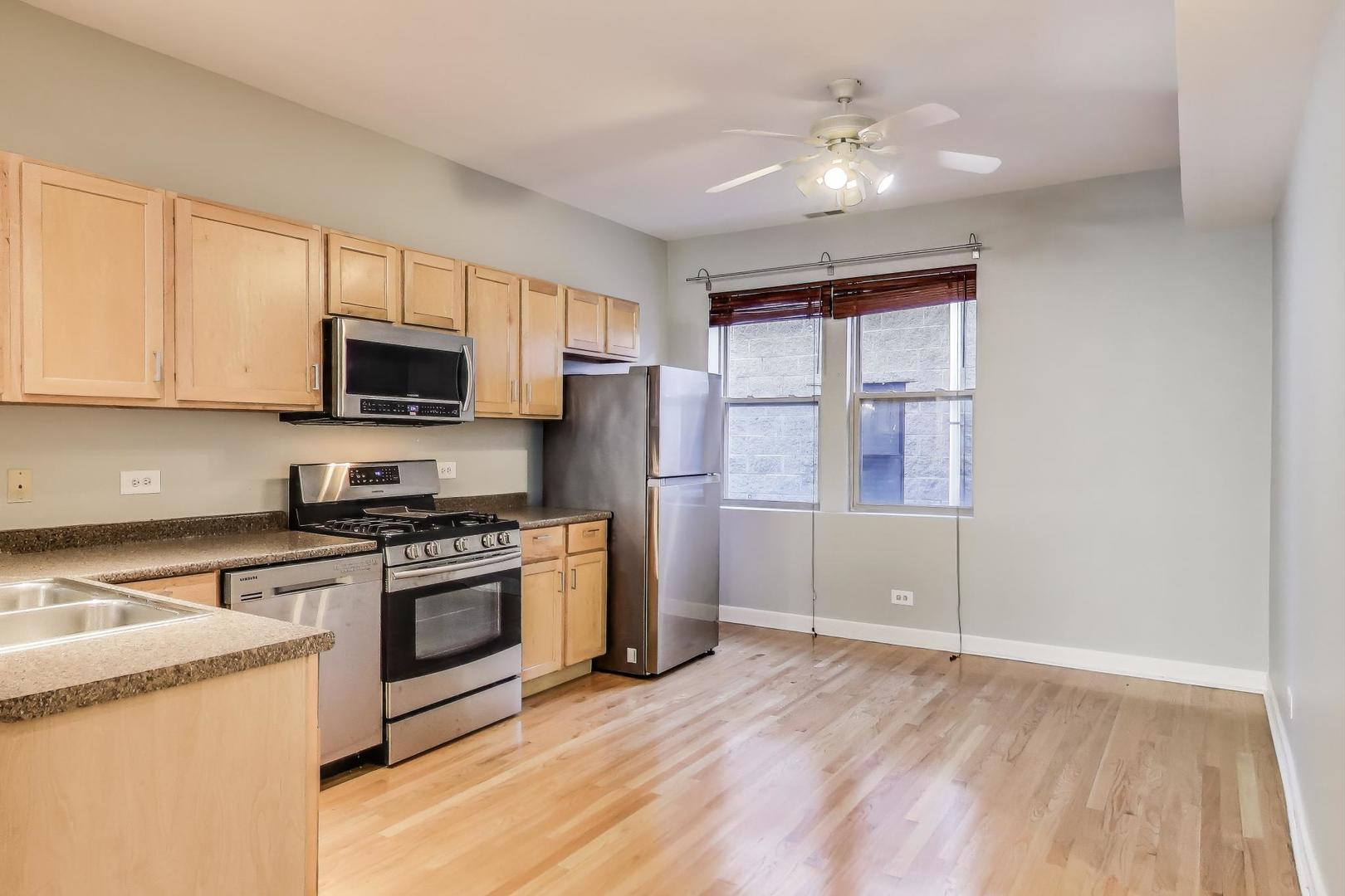 4847 N Harding Avenue Unit: 3