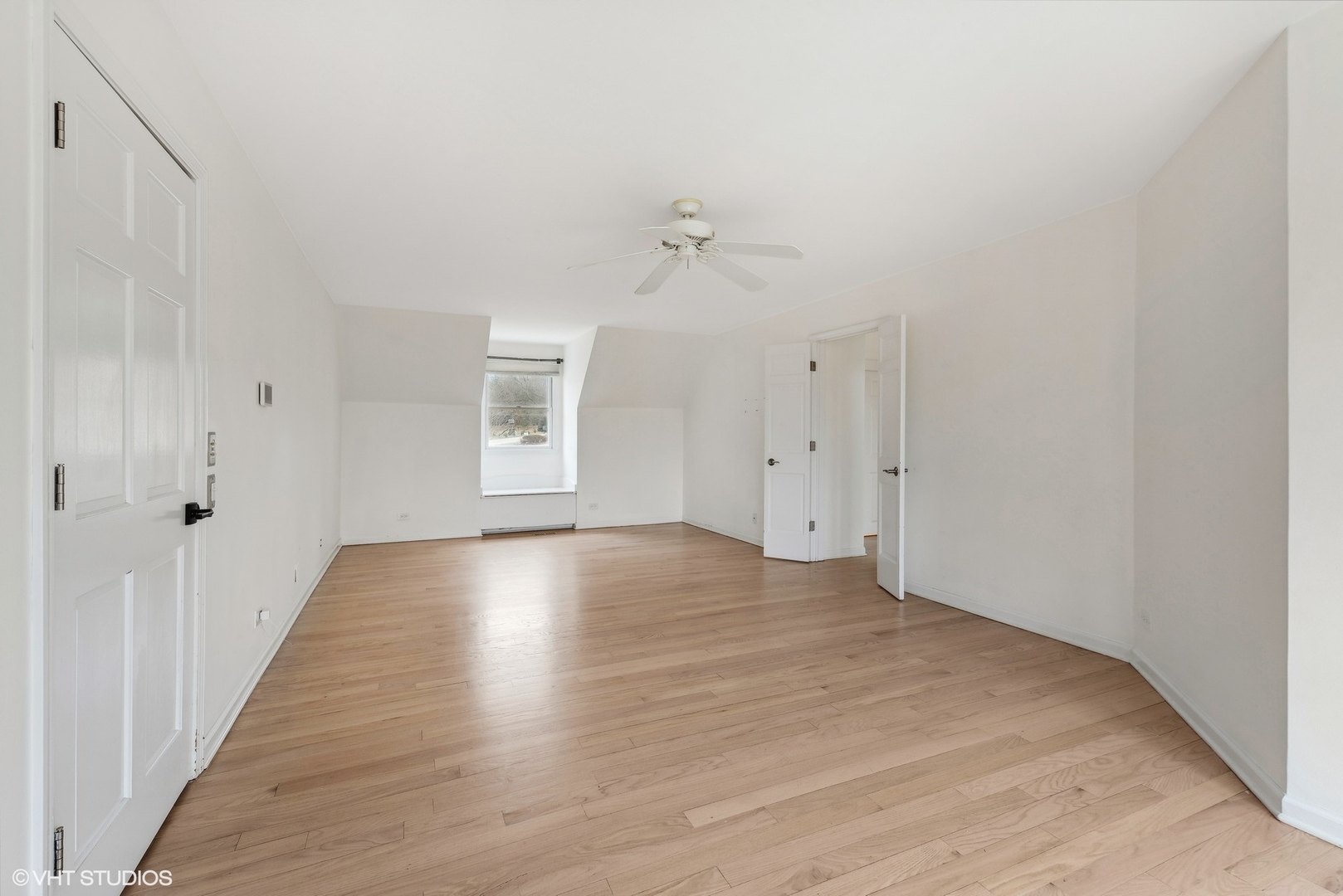 26941 W Fenview Drive