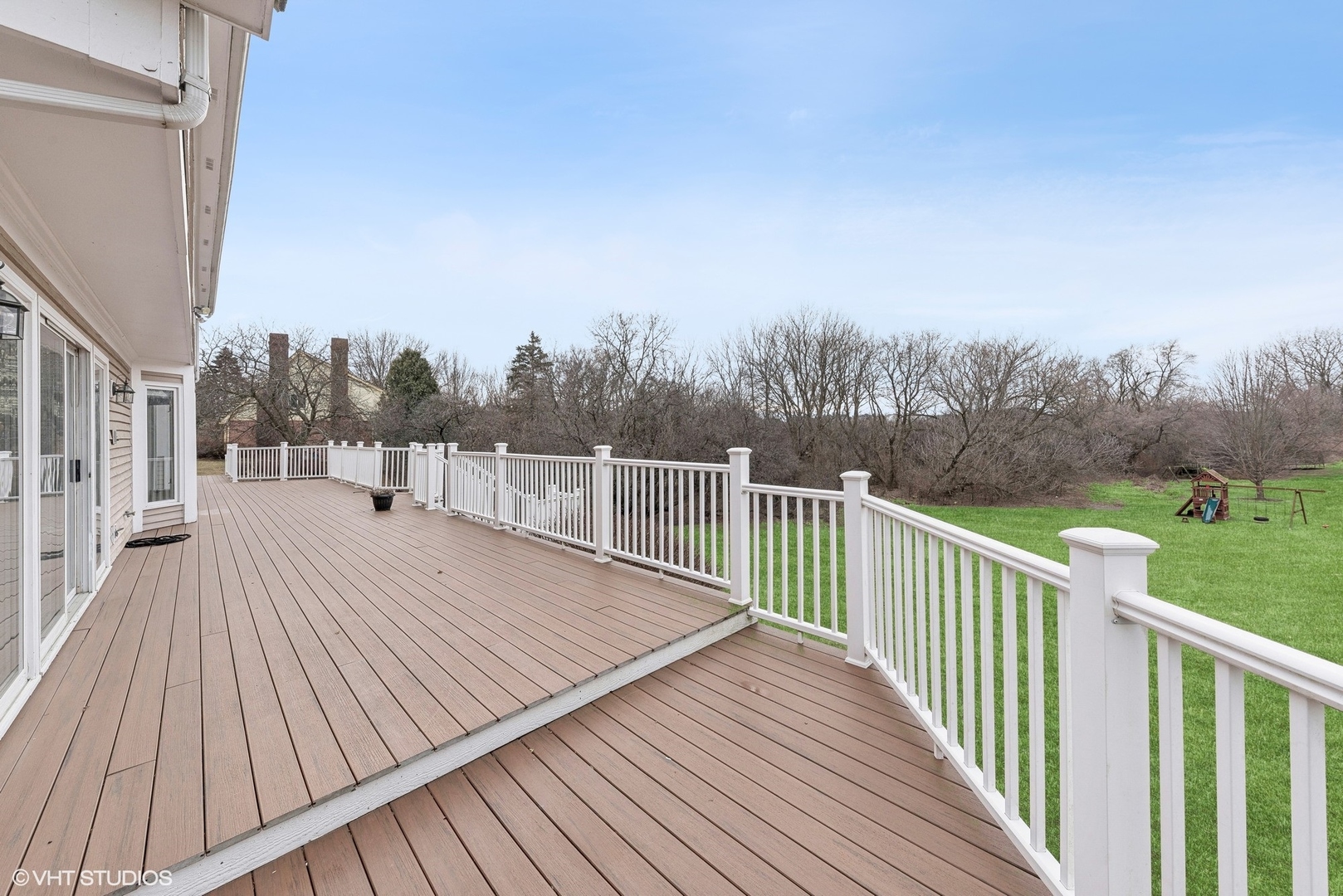 26941 W Fenview Drive